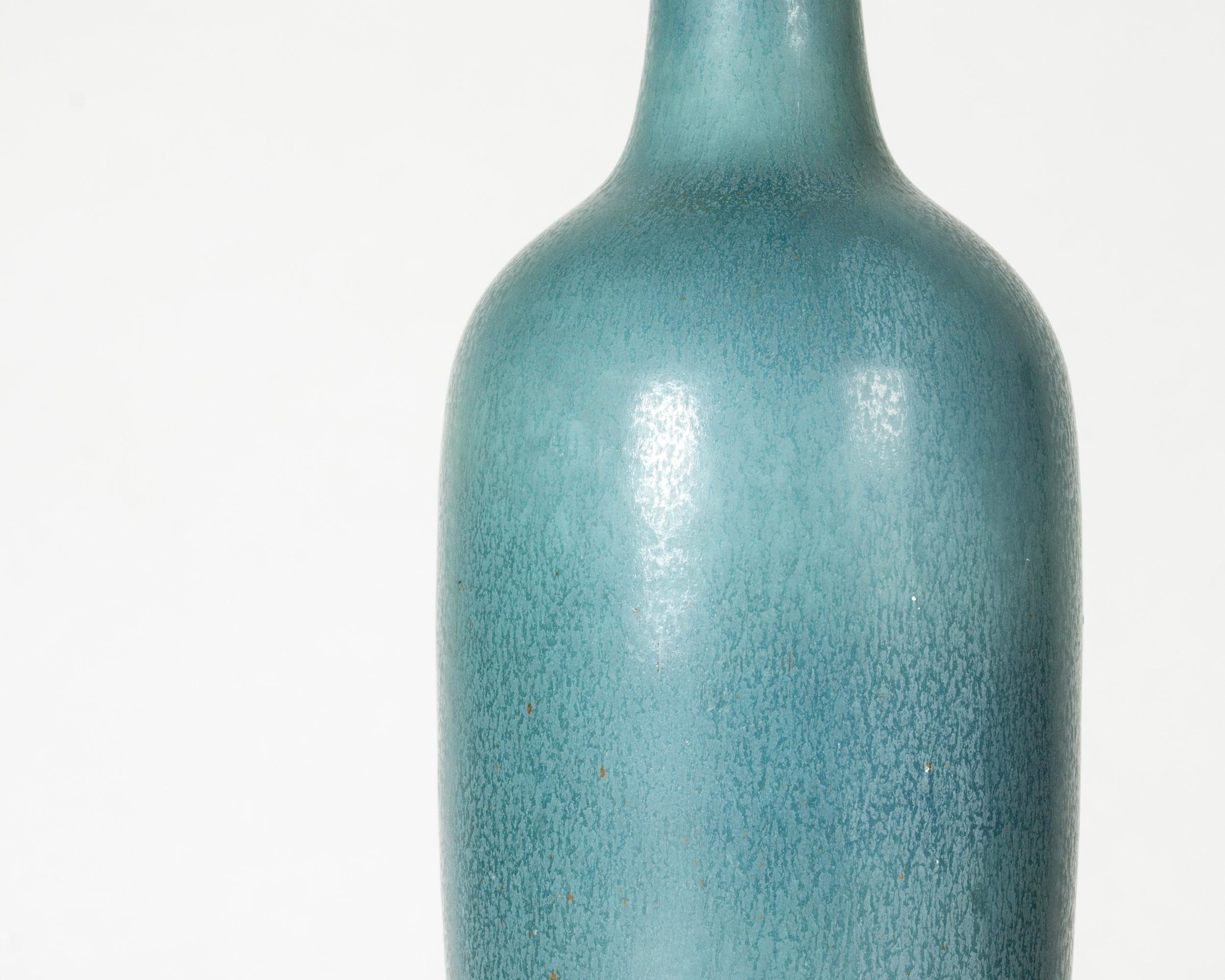Metà XX secolo Vaso in gres di metà secolo di Gunnar Nylund per Rörstrand, Svezia, anni '1940 in vendita