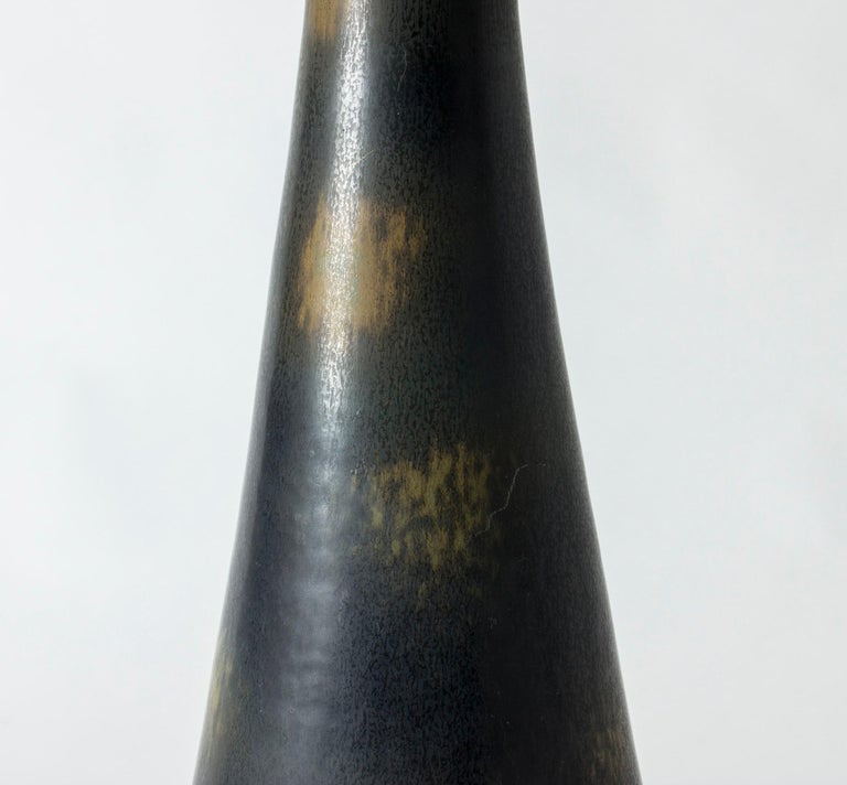 Scandinavian Modern Midcentury Stoneware Vase by Gunnar Nylund For Sale