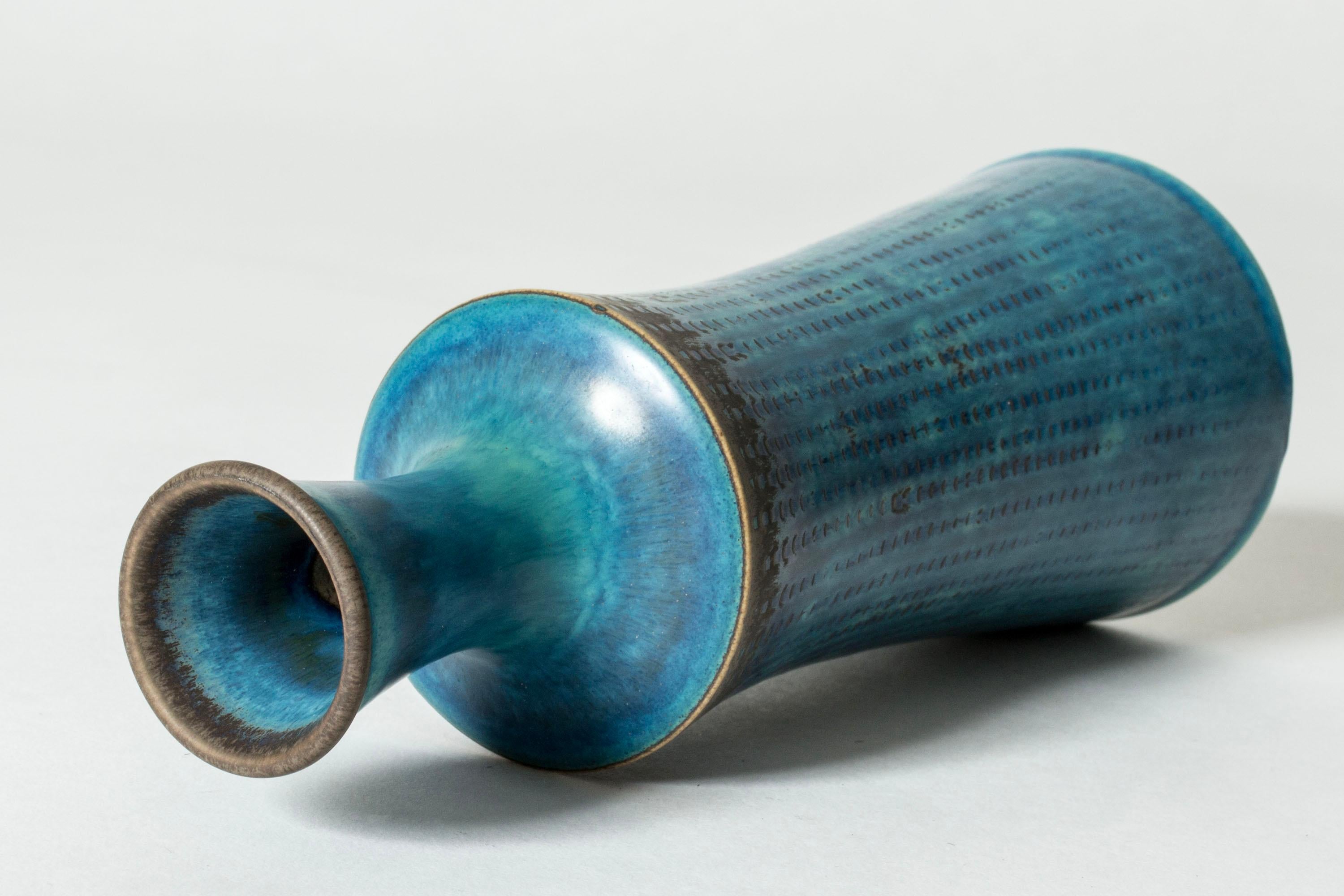 Metà XX secolo Vaso in gres della metà del secolo scorso di Stig Lindberg, Gustavsberg, Svezia, anni '1960 in vendita