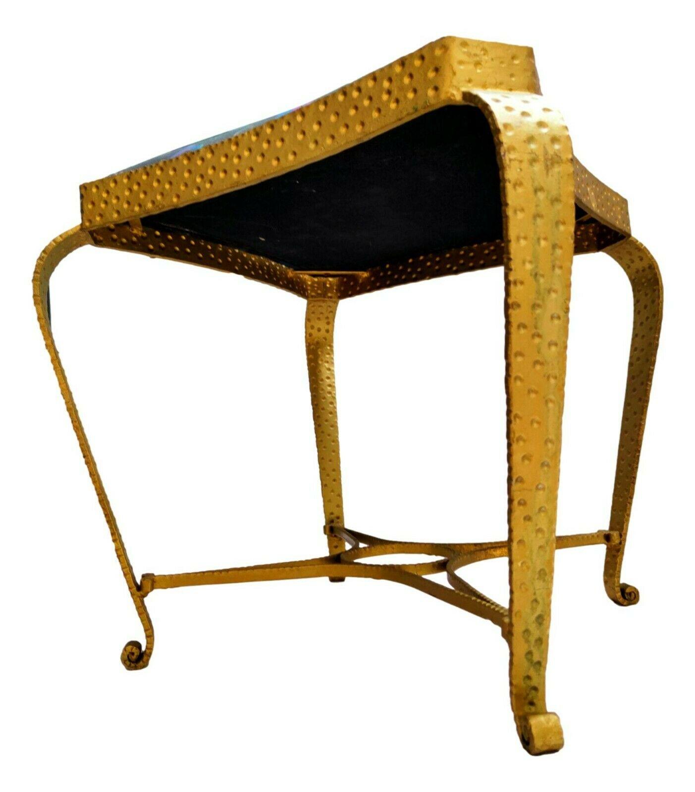 Original 1950s stool, design Pier Luigi Colli, made of worked metal and gold lacquered with cotton seat

It measures 42 cm on the side, height 41 cm.

In very good condition, as shown in the photos, with no obvious signs of age and use.