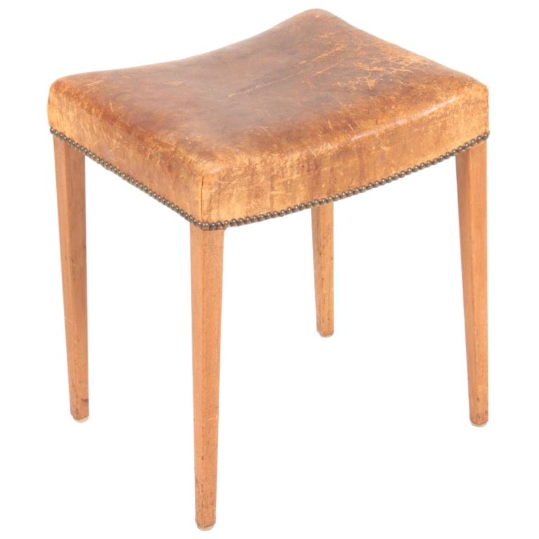 Midcentury Stool in Patinated Leather and Oak, Made in Denmark, 1950s For Sale