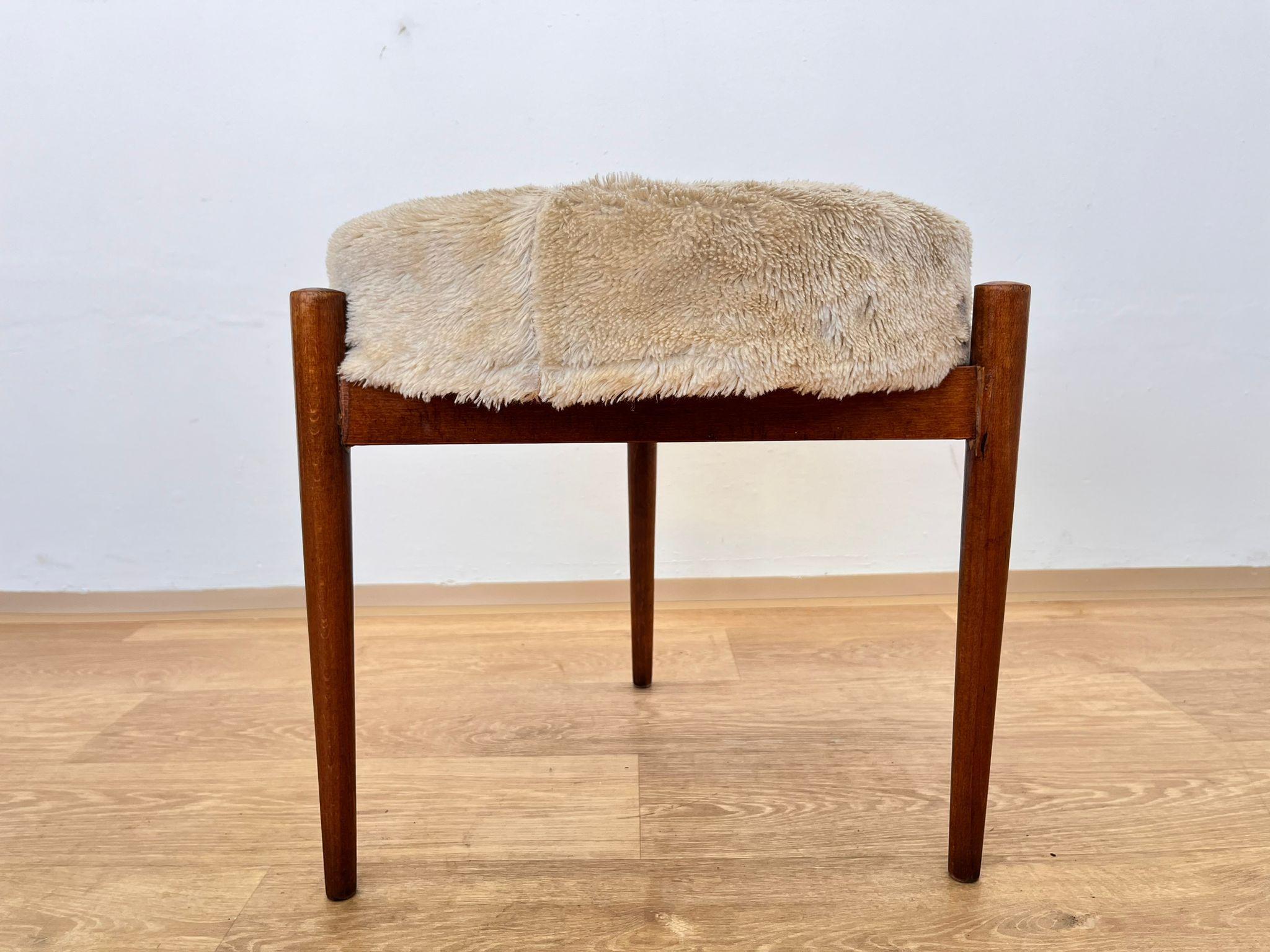 Sgabello o tabouret di metà secolo, Danimarca, anni '60 In condizioni buone in vendita a Praha, CZ
