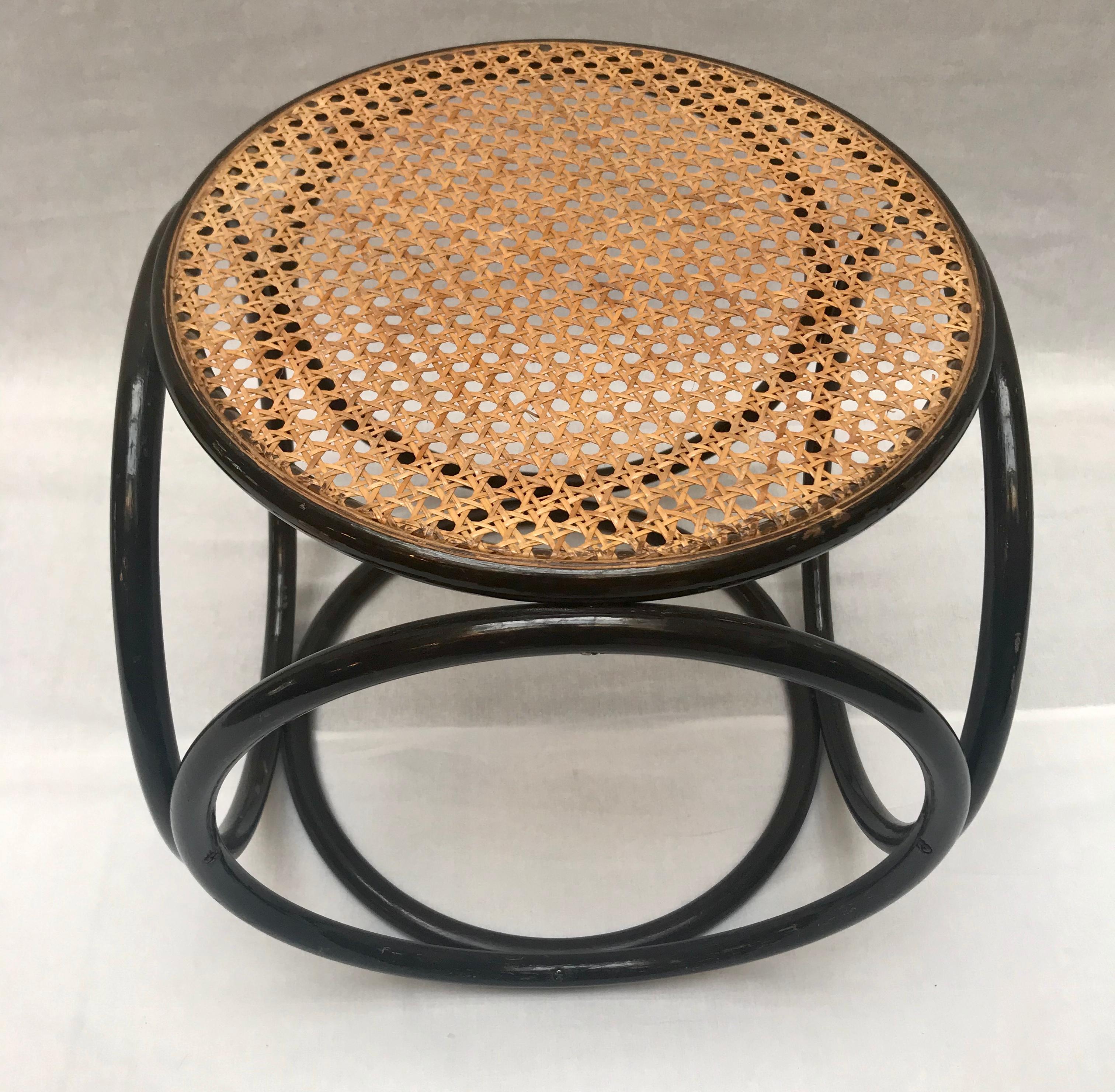 Midcentury Stool with Cane Seat, Michael Thonet In Good Condition For Sale In Saint-Ouen, FR