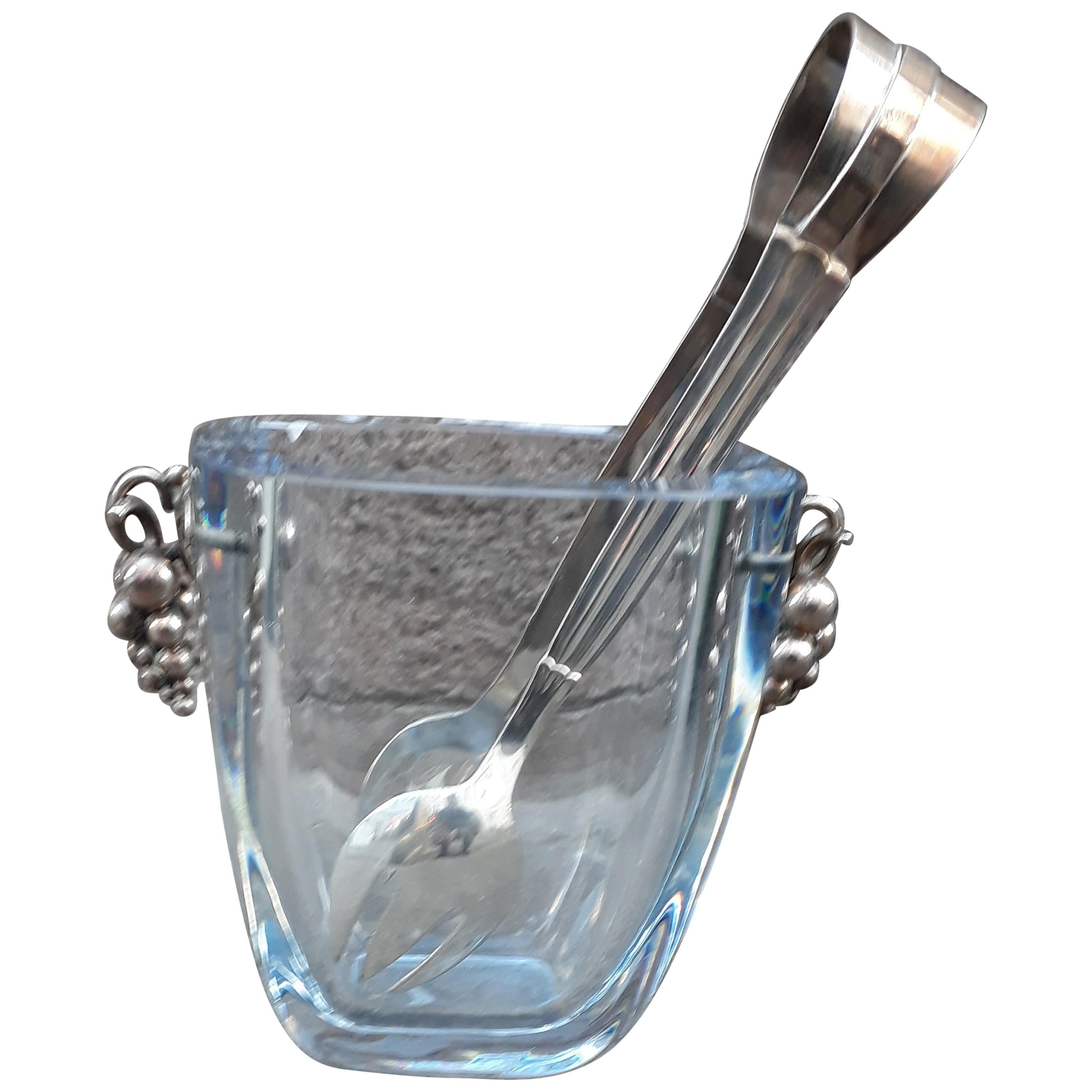 Mid-Century Stromberg Blue Tinted Glass Ice Bucket with Hallmarked Silver Handle For Sale