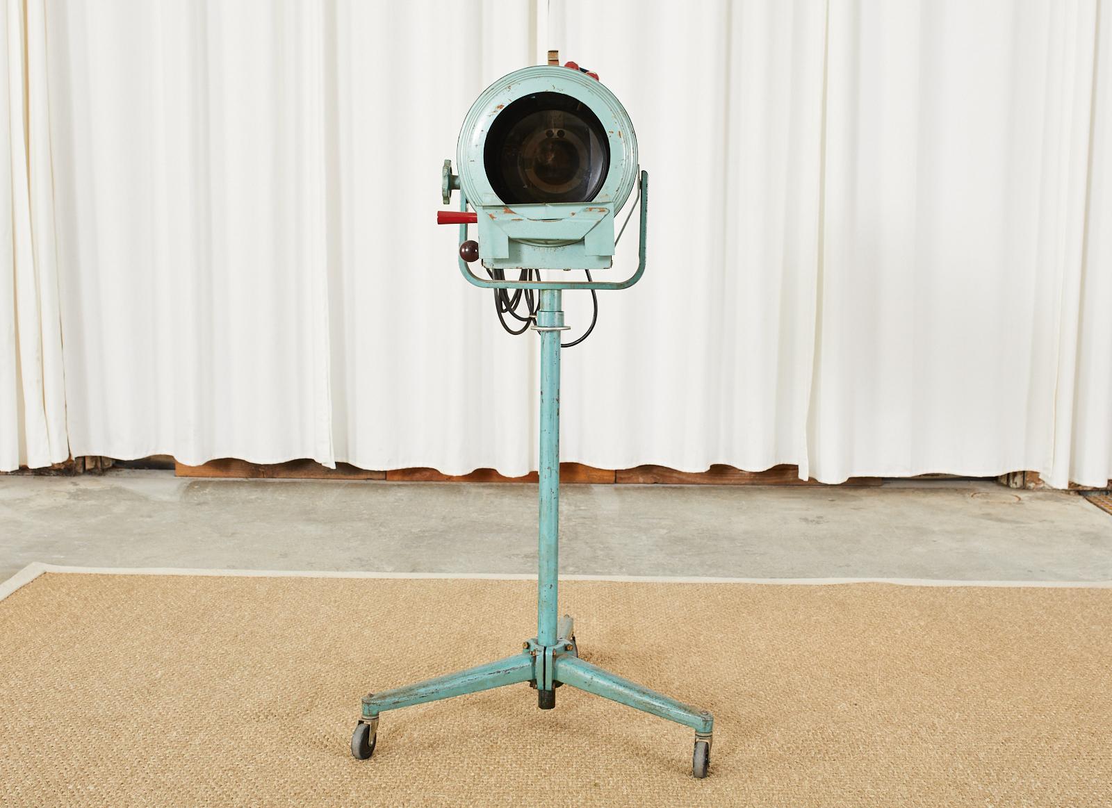 Midcentury Strong Trouperette Theater Stage Spot Light on Stand In Good Condition For Sale In Rio Vista, CA