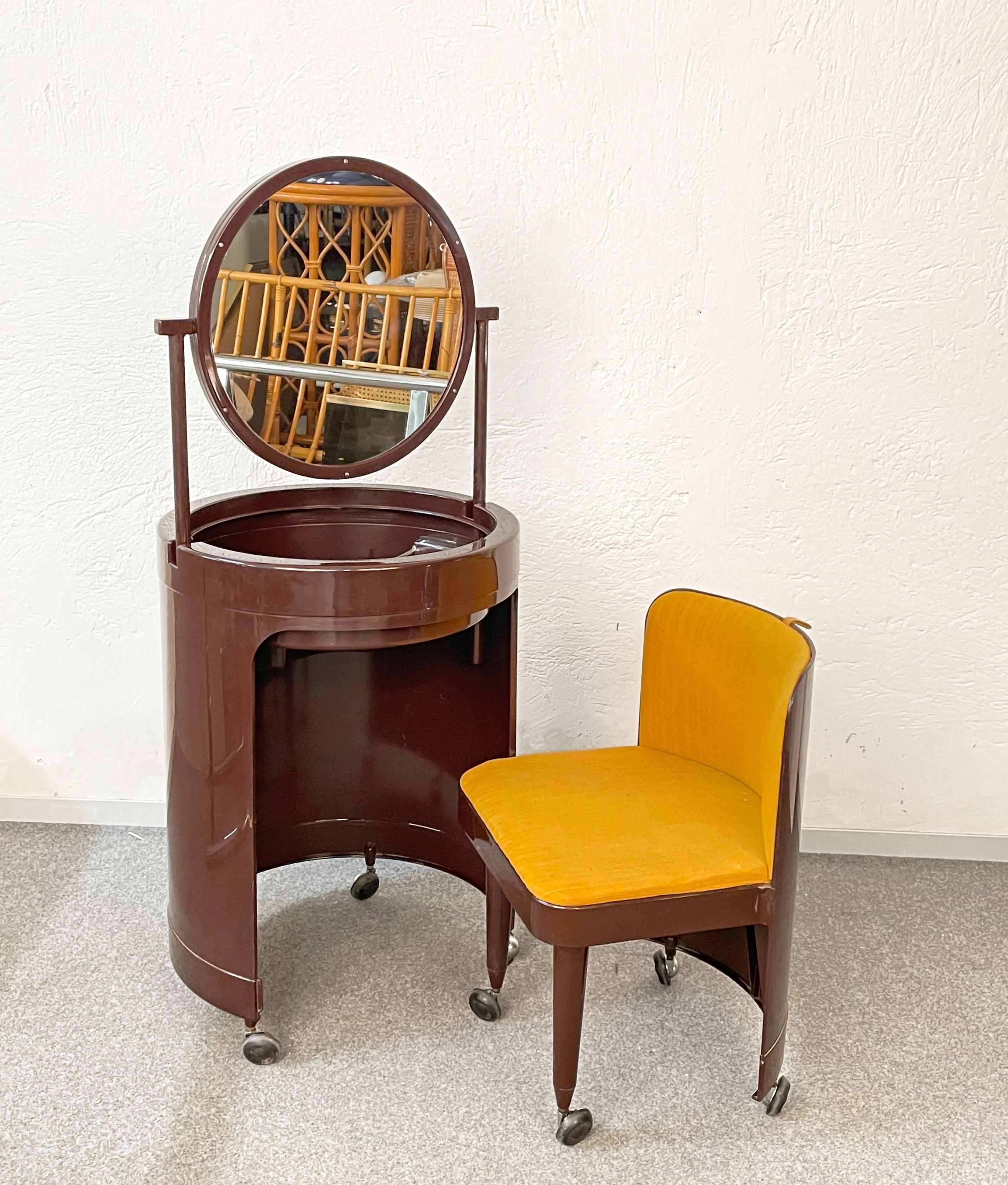 Midcentury Studio Kastilia Silvi Italian Vanity Table with Stool, 1970s 6