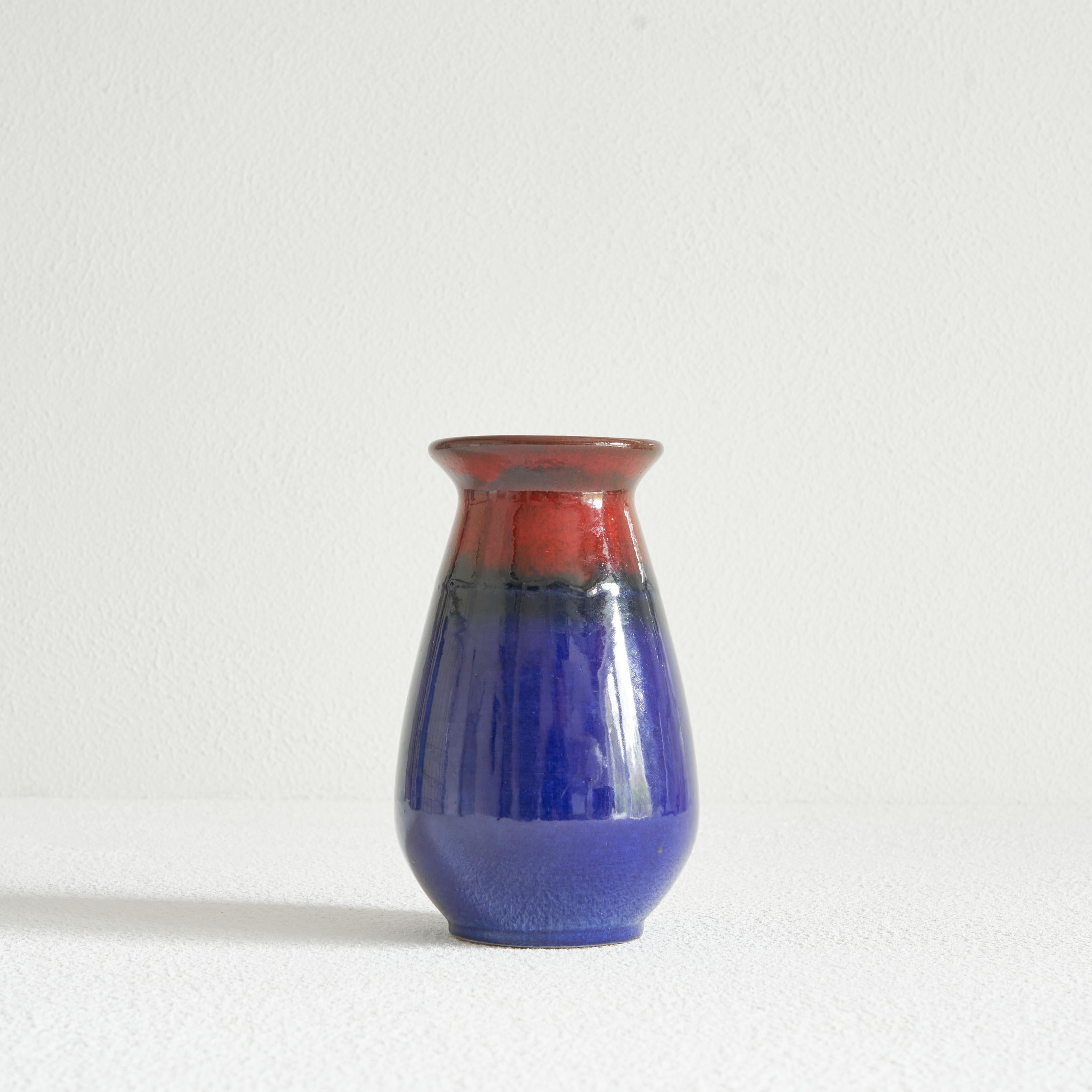 Tedesco Vaso in Studio Pottery del 1960 di Jasba Keramik, metà secolo. in vendita