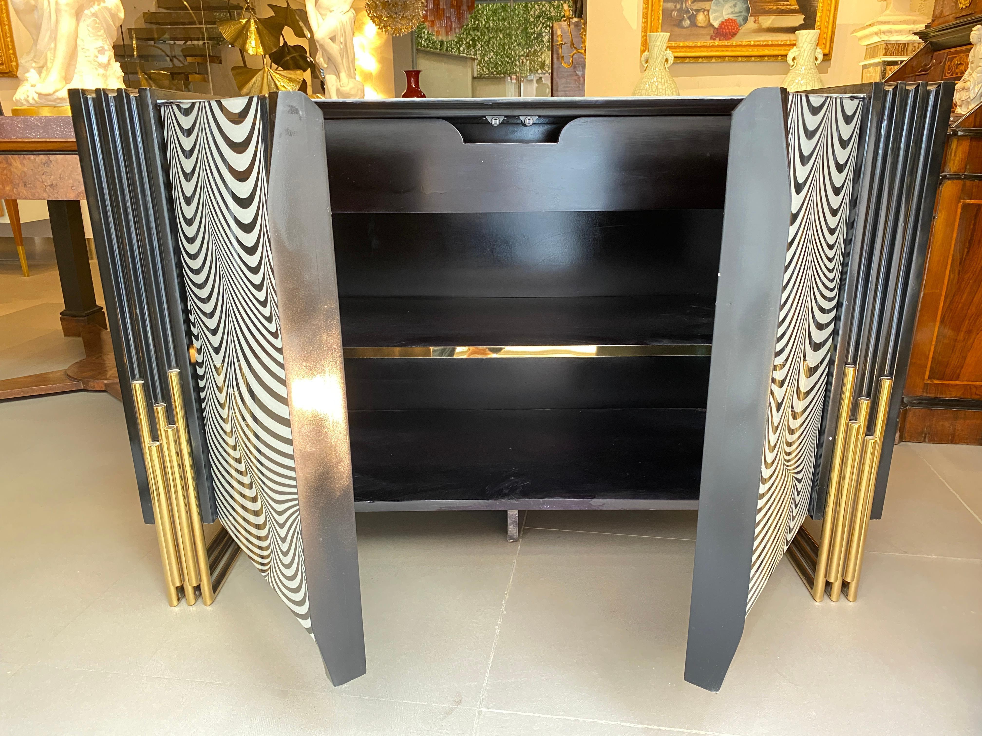 Midcentury Style Black & White Murano Glass and Brass Cabinet or Credenza  For Sale 4