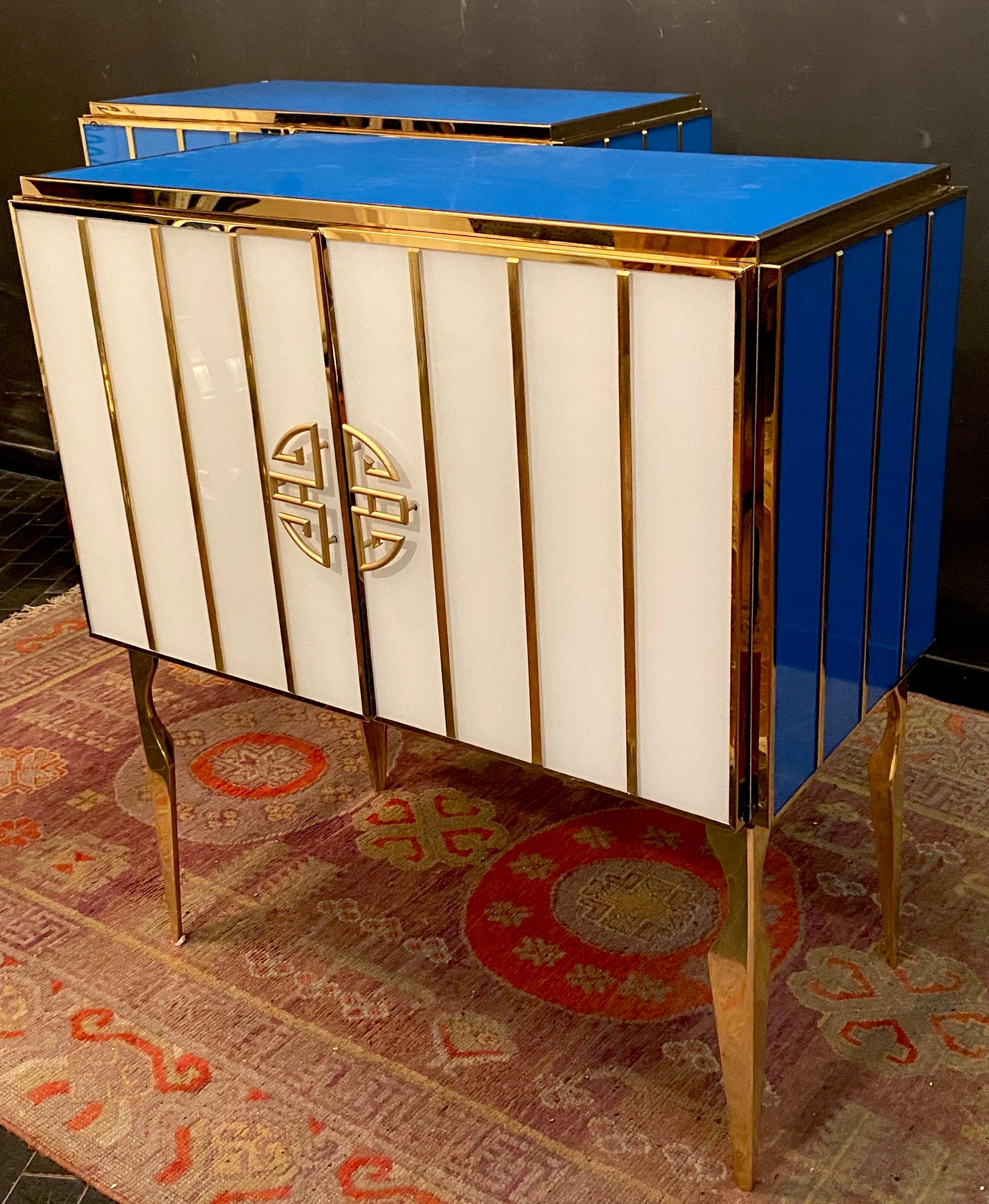 Midcentury Style Brass and Blu Murano Glass Bar Cabinet, 2020 For Sale 7