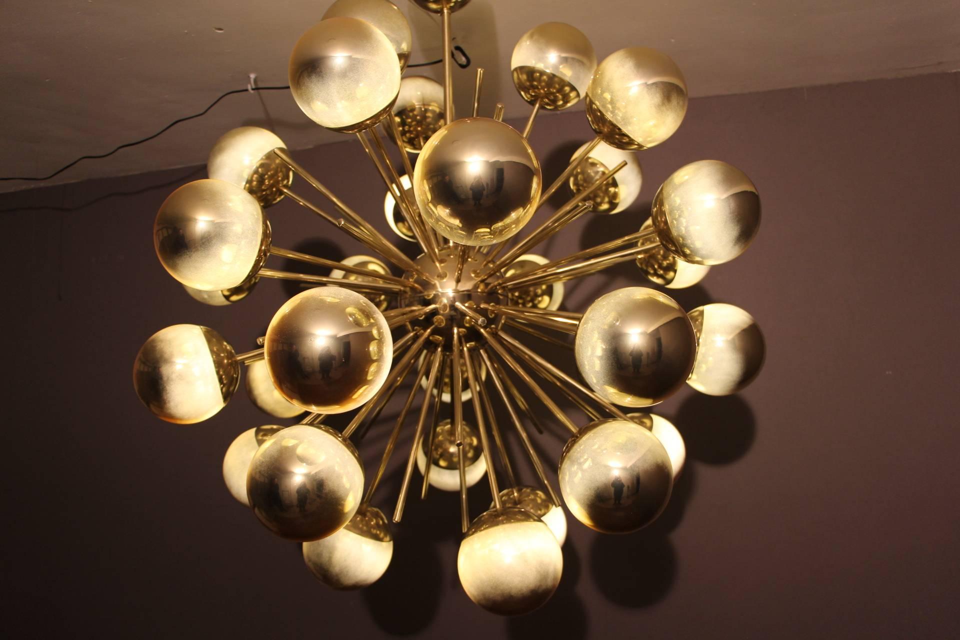 Midcentury Style Italian Sputnik Brass and Gold Murano Glass Chandelier 3