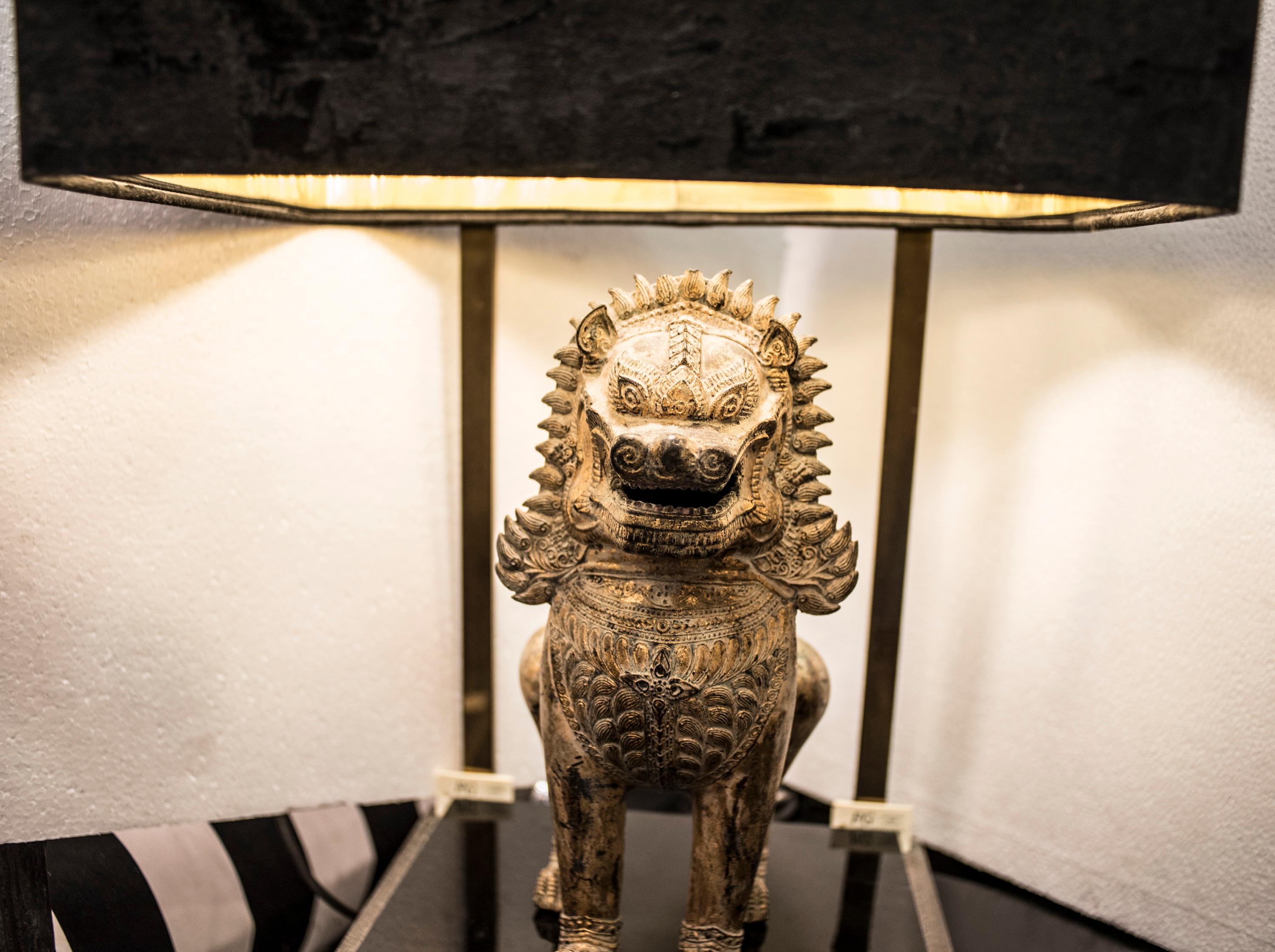 French Midcentury Bronze Lion of Foo Tablelamp, France, 1970