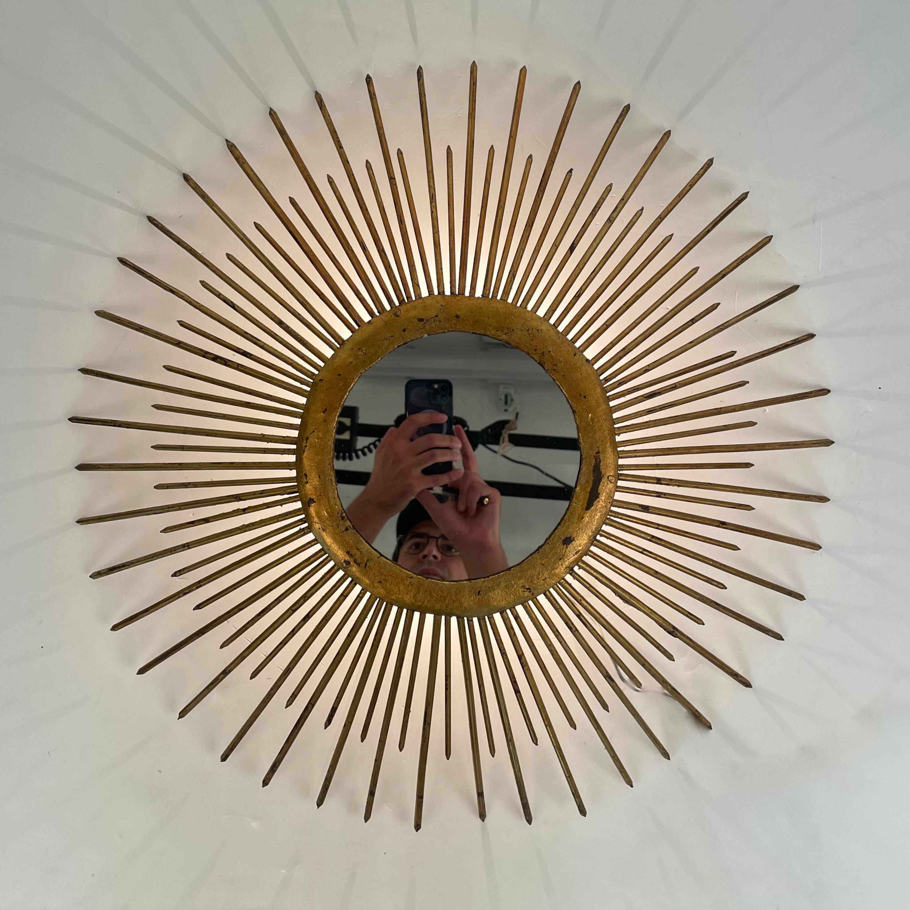 Midcentury Sunburst Mirror in Gilded Iron with Lighting, Italy, 1960s For Sale 10