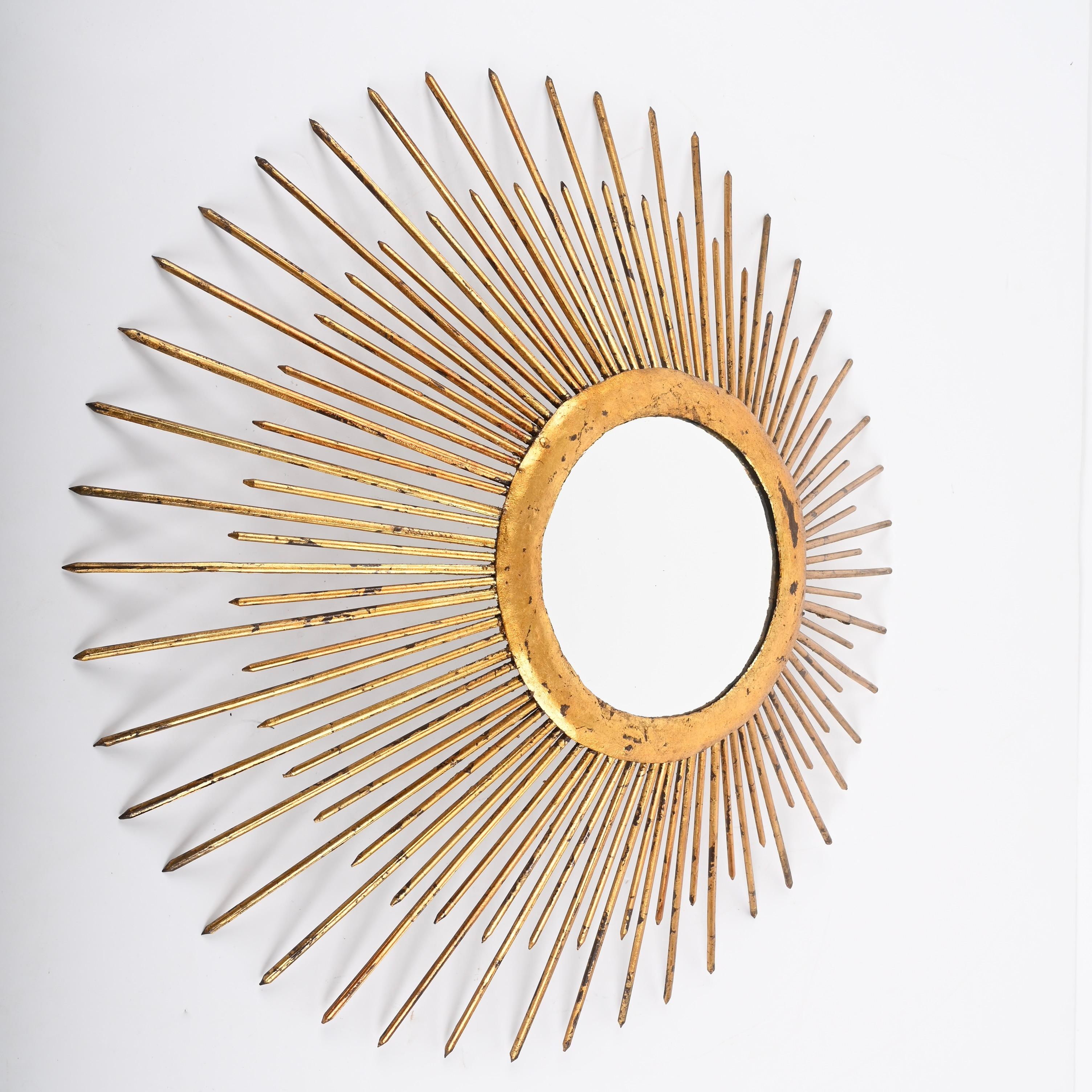 Italian Midcentury Sunburst Mirror in Gilded Iron with Lighting, Italy, 1960s For Sale