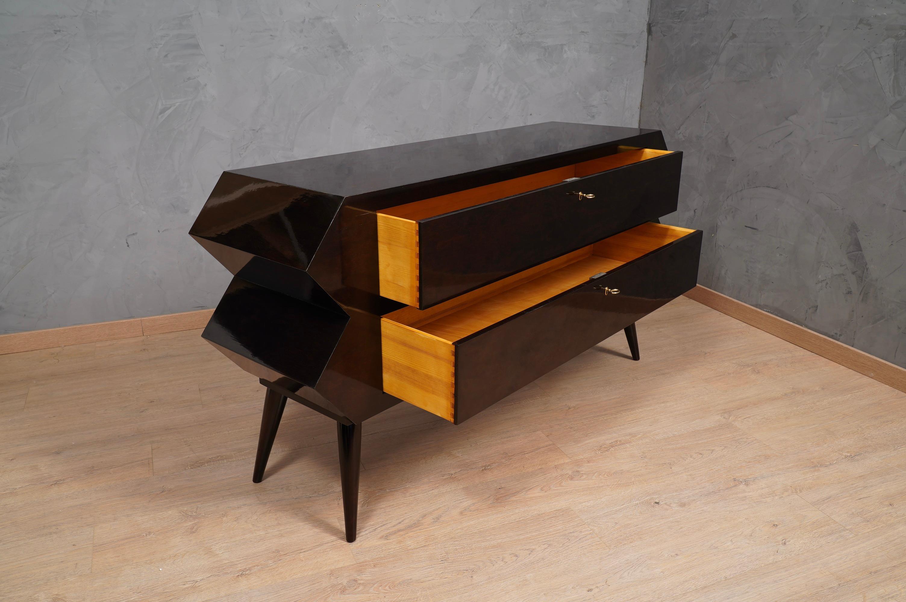 Italian Midcentury Super Design Black Shellac Chest of Drawers, 1970 For Sale