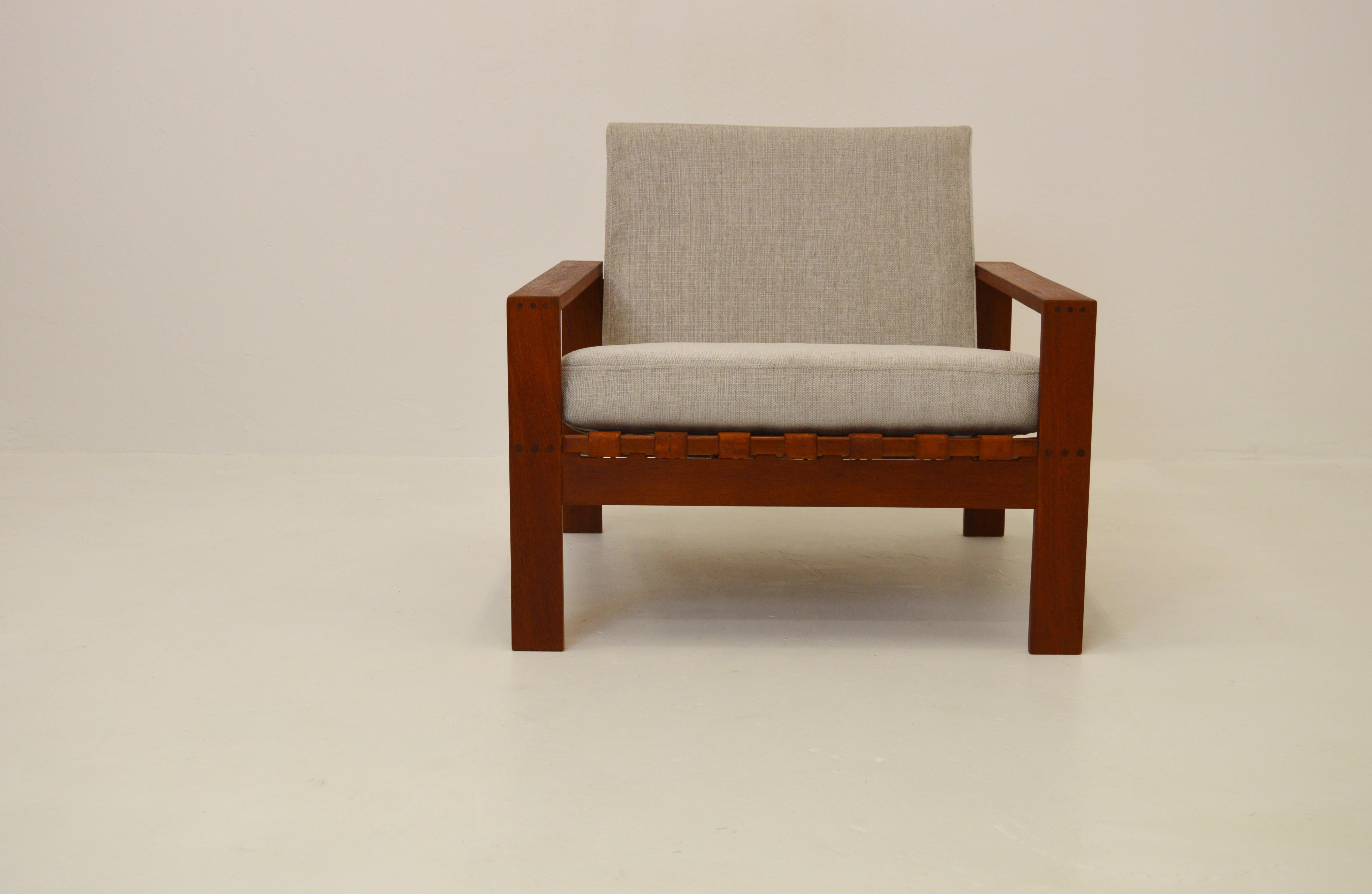 Midcentury Svante Skogh Easy Chair with Leather Webbing In Good Condition For Sale In Alvesta, SE