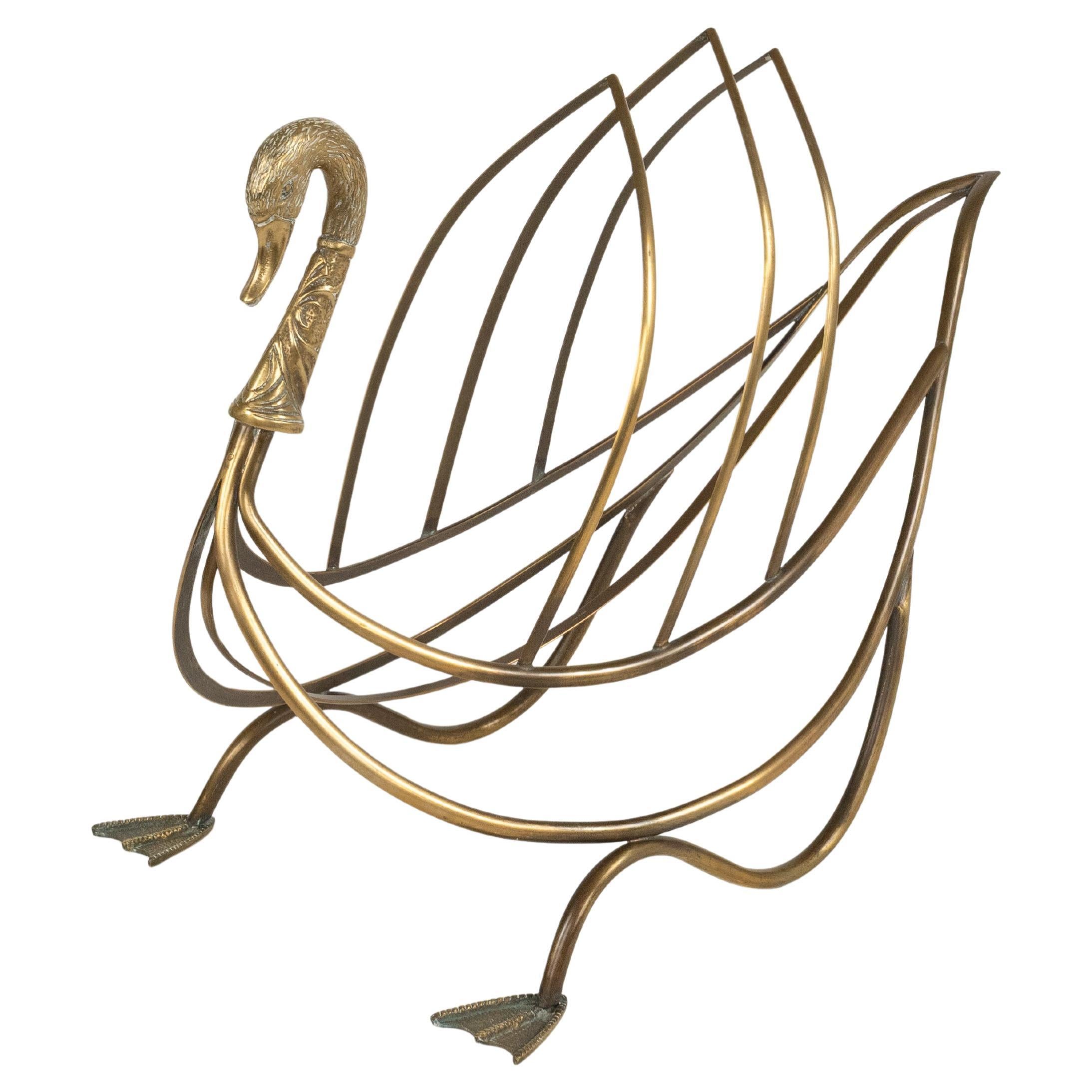 Midcentury Swan Shaped Magazine Rack in Brass Attributed to Maison Jansen, 1960s For Sale 3