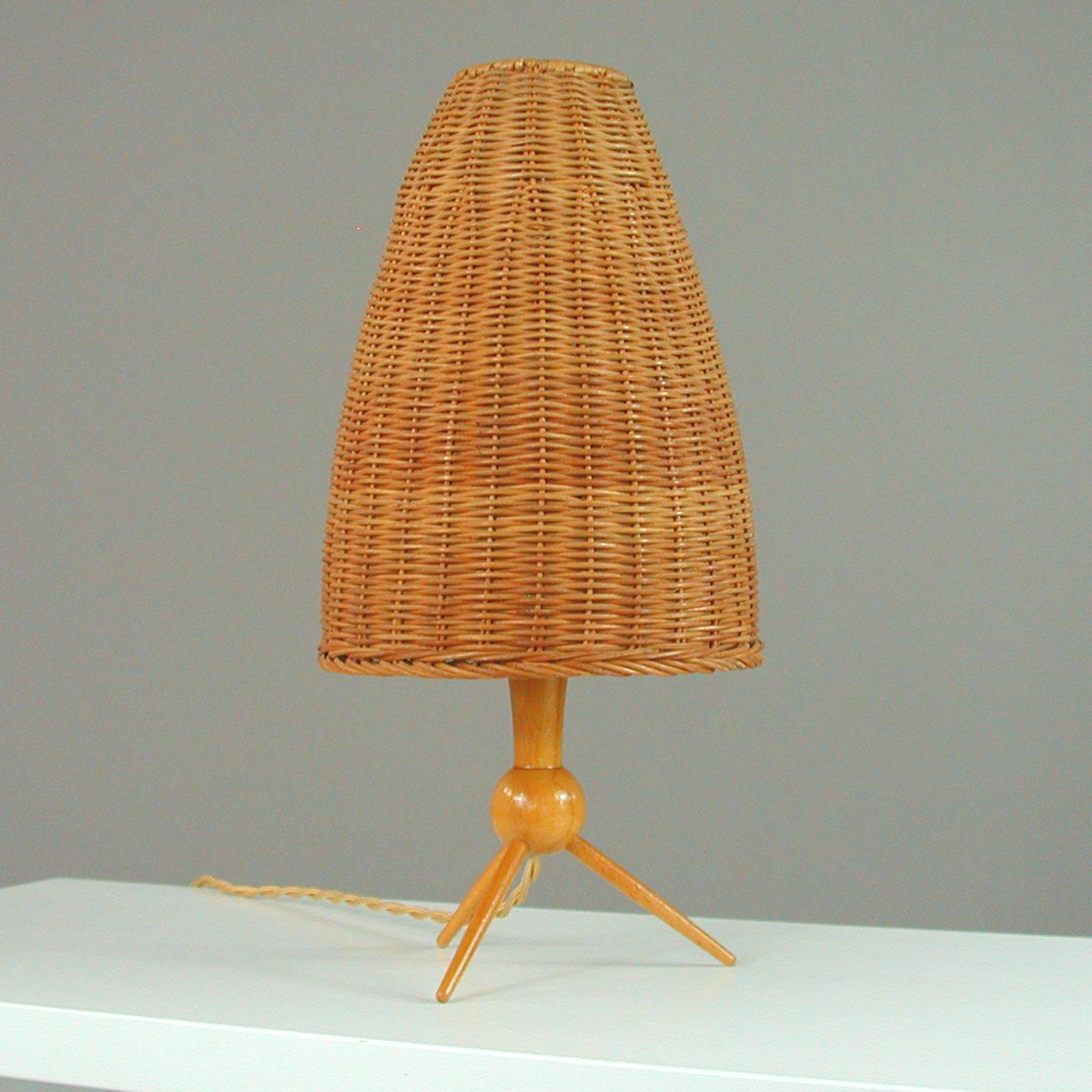Mid-Century Swedish Birch and Wicker Table Lamp, 1950s In Good Condition In NUEMBRECHT, NRW