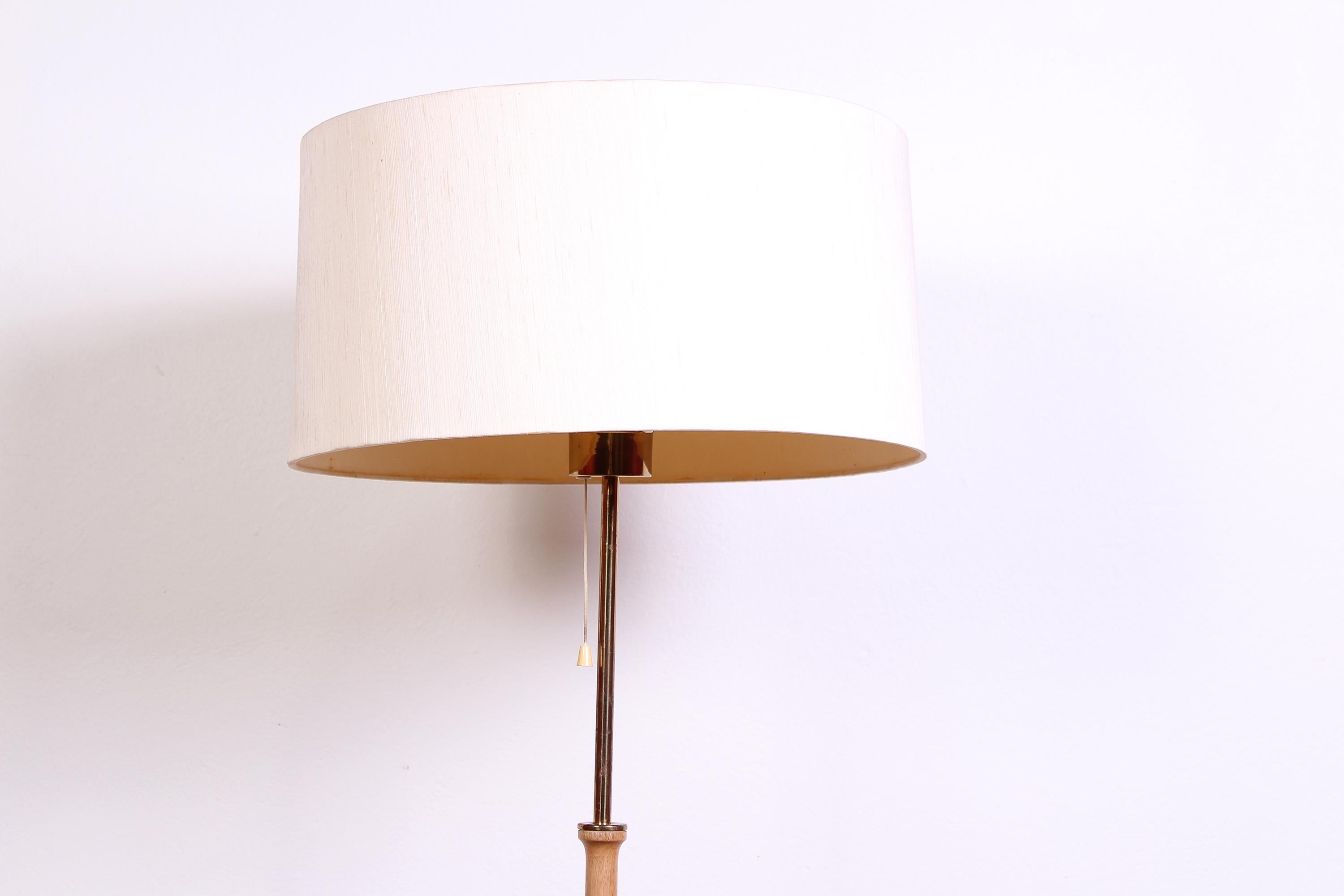 Midcentury Swedish Brass and Teak Floor Lamp by Bergboms, 1950s In Good Condition In Malmo, SE