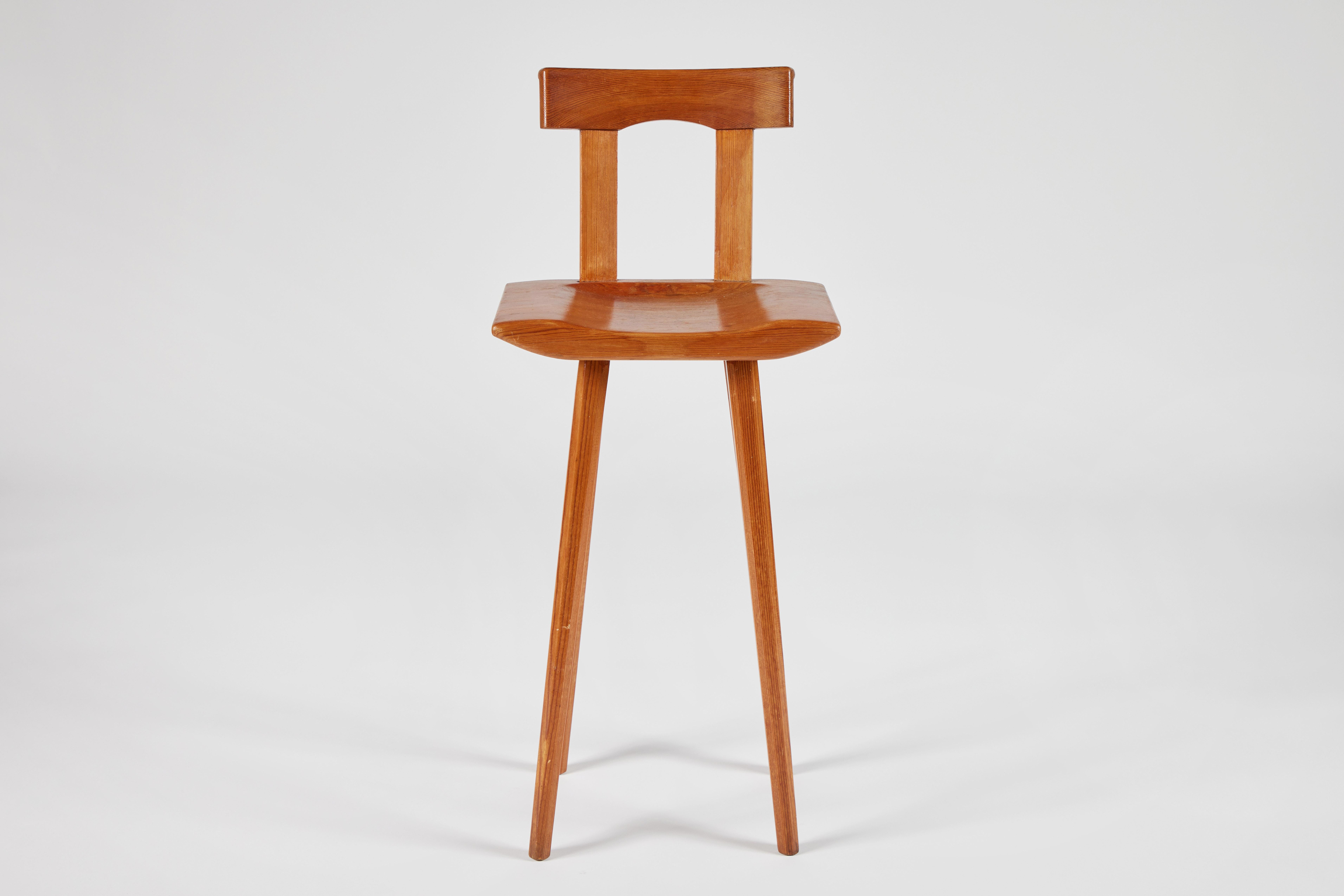 1960s Swedish solid pine child's high chair or stool by Bengt Lundren.