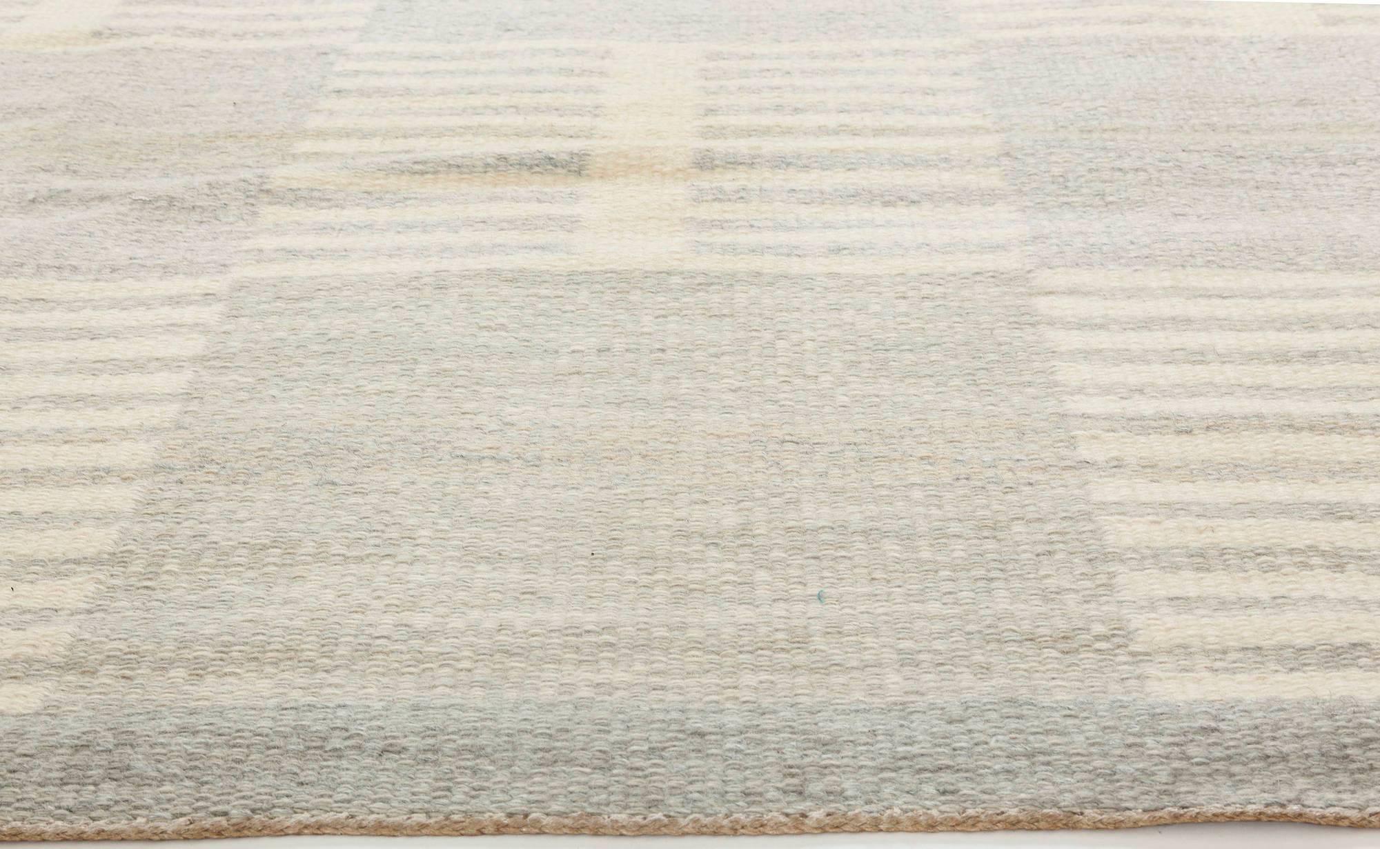Midcentury Swedish Gray, Blue and Ivory Flat-Weave Wool Rug by Carl Malmsten In Good Condition In New York, NY