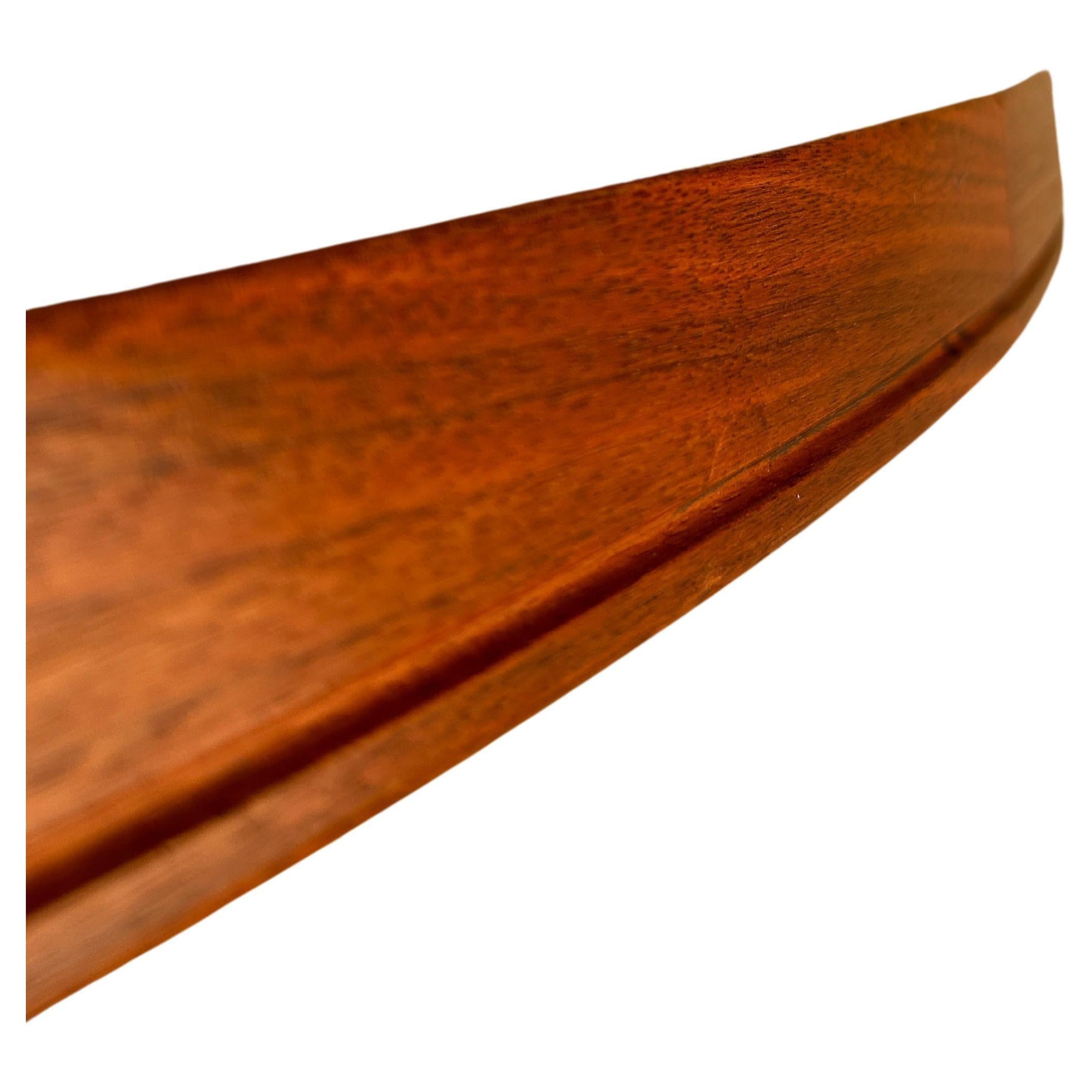 Midcentury Swedish Modern Round Teak Dining Table by DUX with 2 Leaves For Sale 2