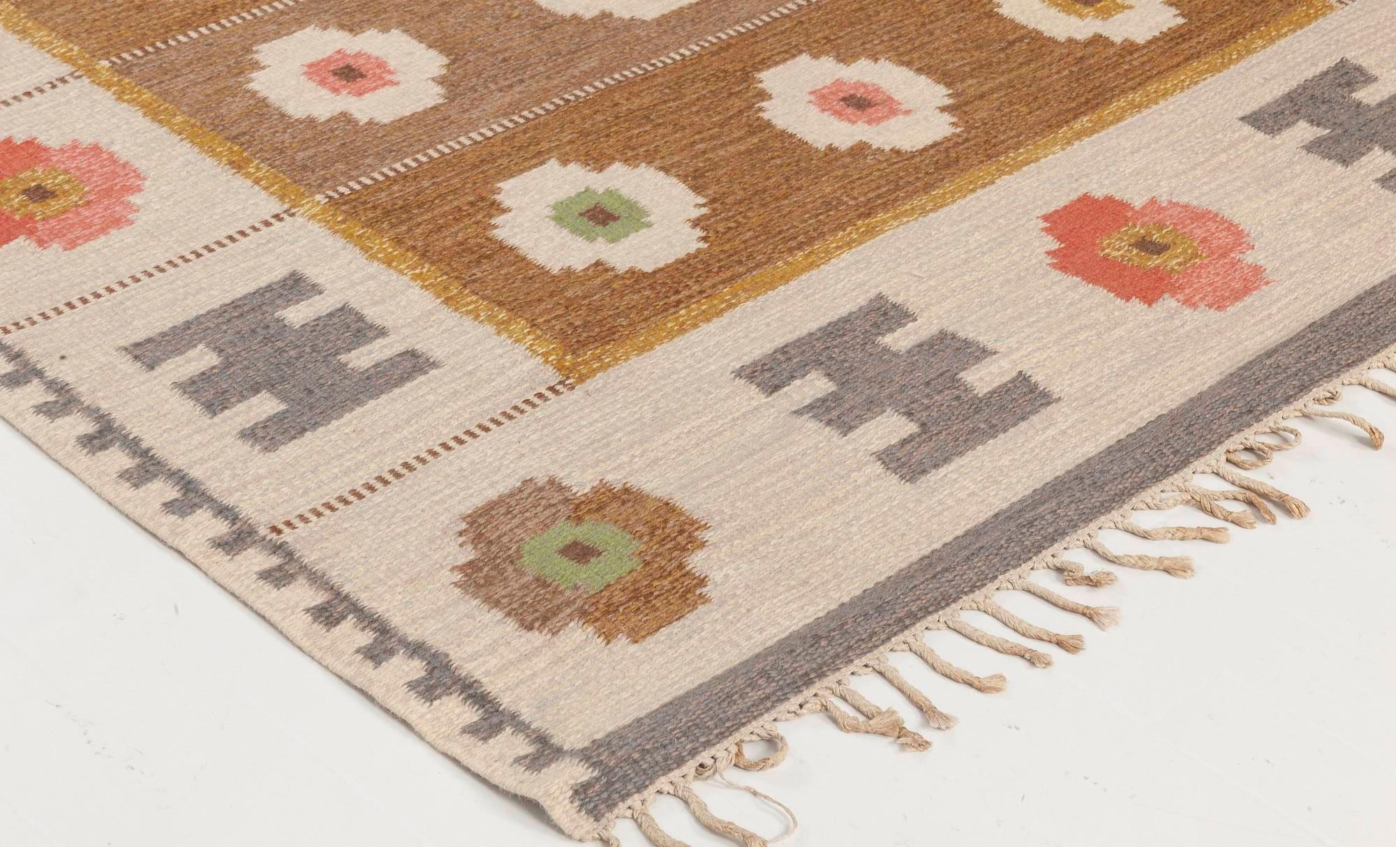 Hand-Knotted Midcentury Swedish Rug by Alice Wallebäck (AW) For Sale
