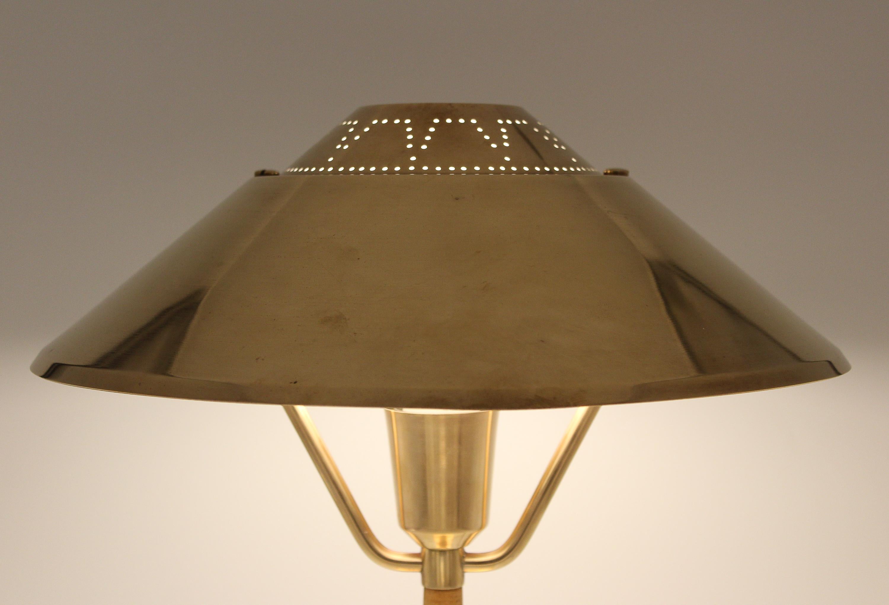 Midcentury Swedish Table Lamp by AB E Hansson & Co, 1940s im Zustand „Gut“ im Angebot in Malmo, SE