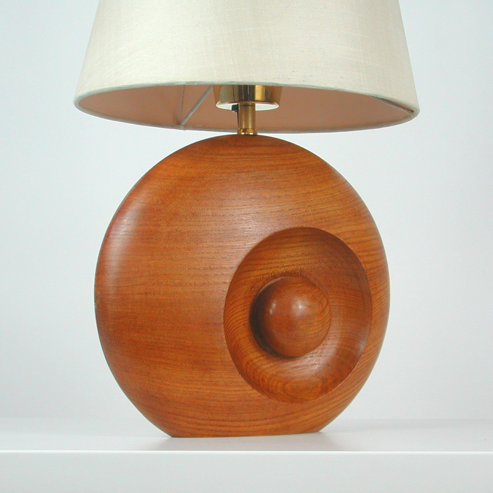 Midcentury Swedish Teak Table Lamp, 1960s In Good Condition For Sale In NUEMBRECHT, NRW