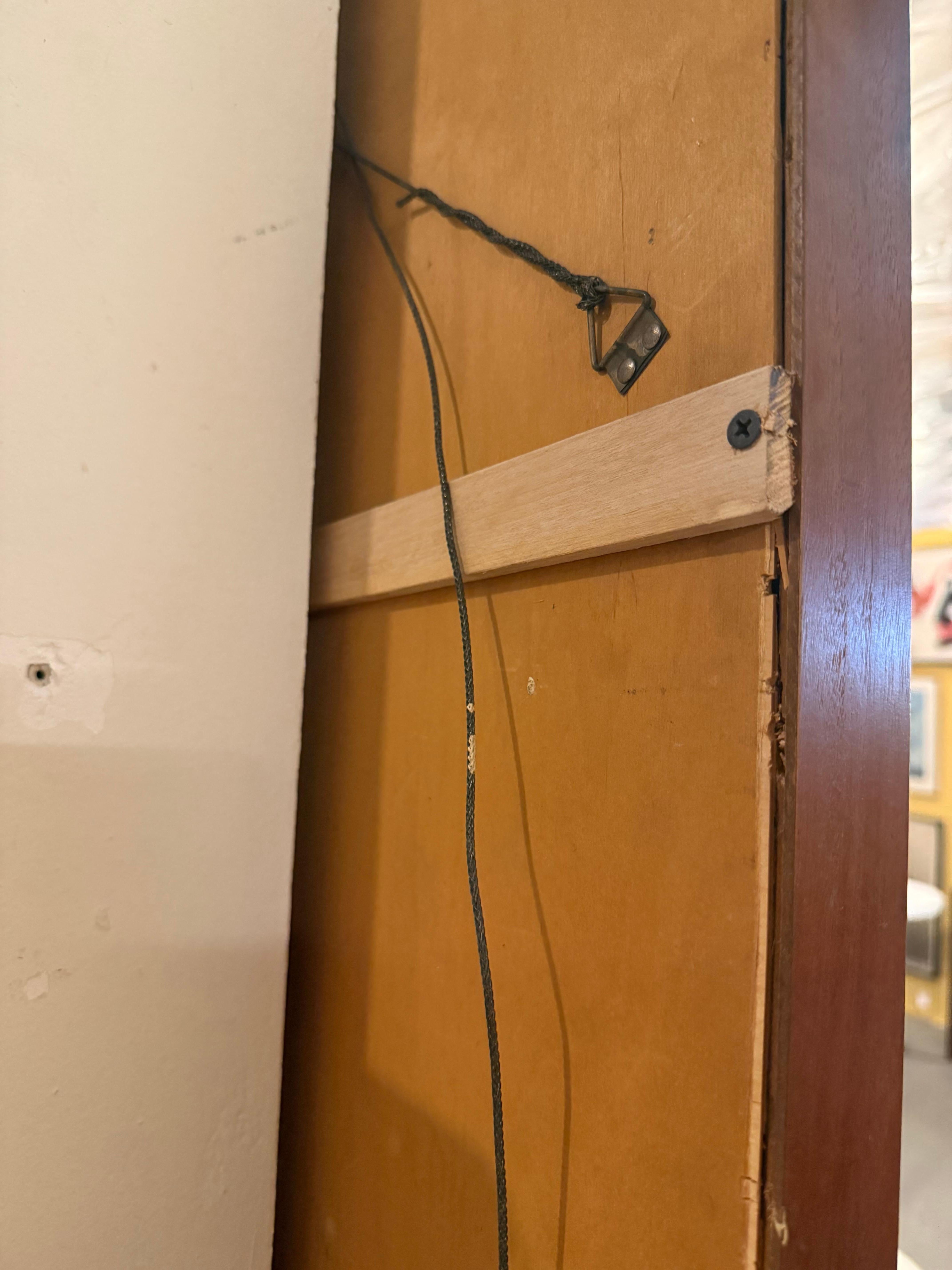 Suédois Miroir suédois en noyer du milieu du siècle par DUX en vente