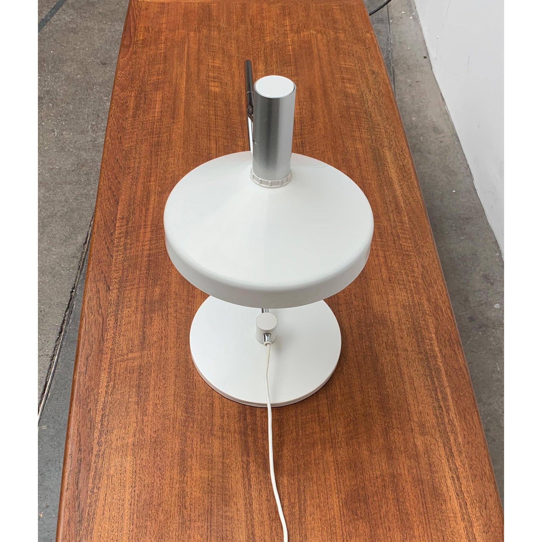 Suisse Lampe de table Pentarkus suisse du milieu du siècle par Rosemarie & Rico Baltensweiler, années 1950 en vente