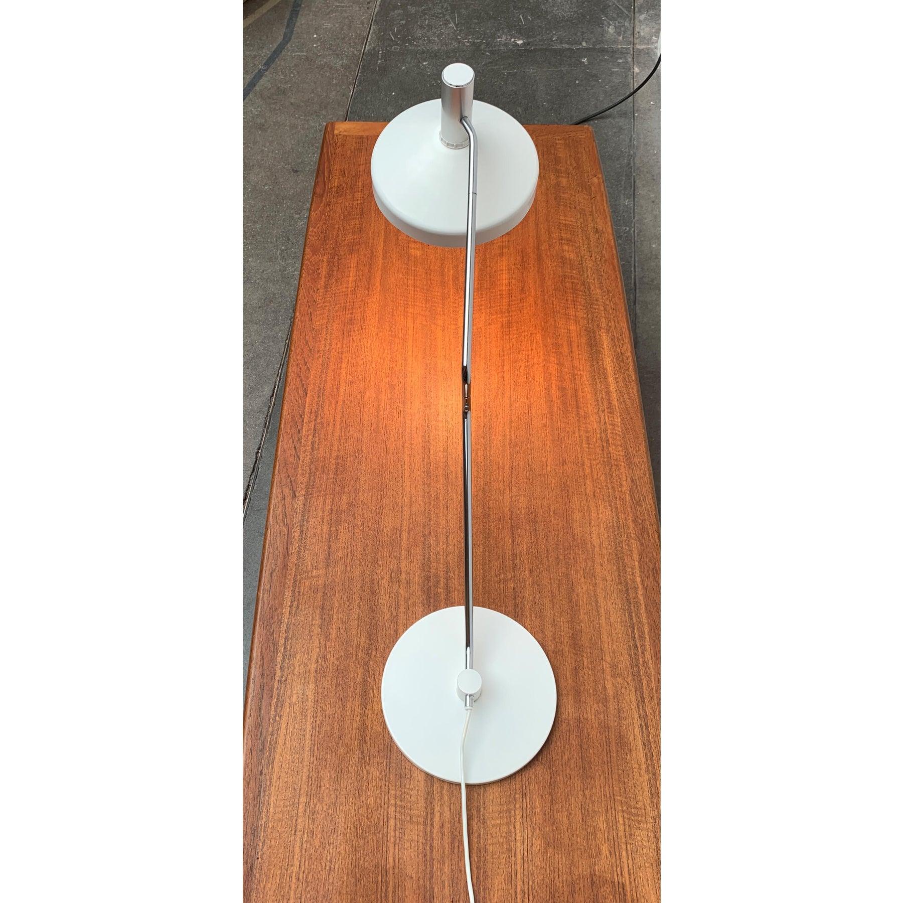 Lampe de table Pentarkus suisse du milieu du siècle par Rosemarie & Rico Baltensweiler, années 1950 Bon état - En vente à Hamburg, DE