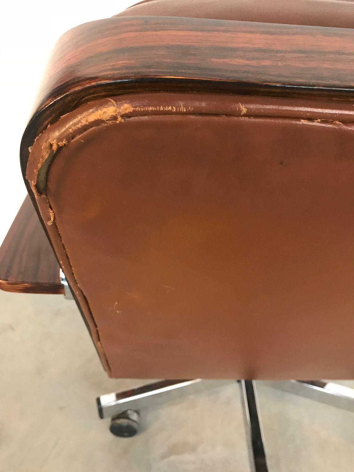 Chrome Midcentury Swivel Desk Chair For Sale