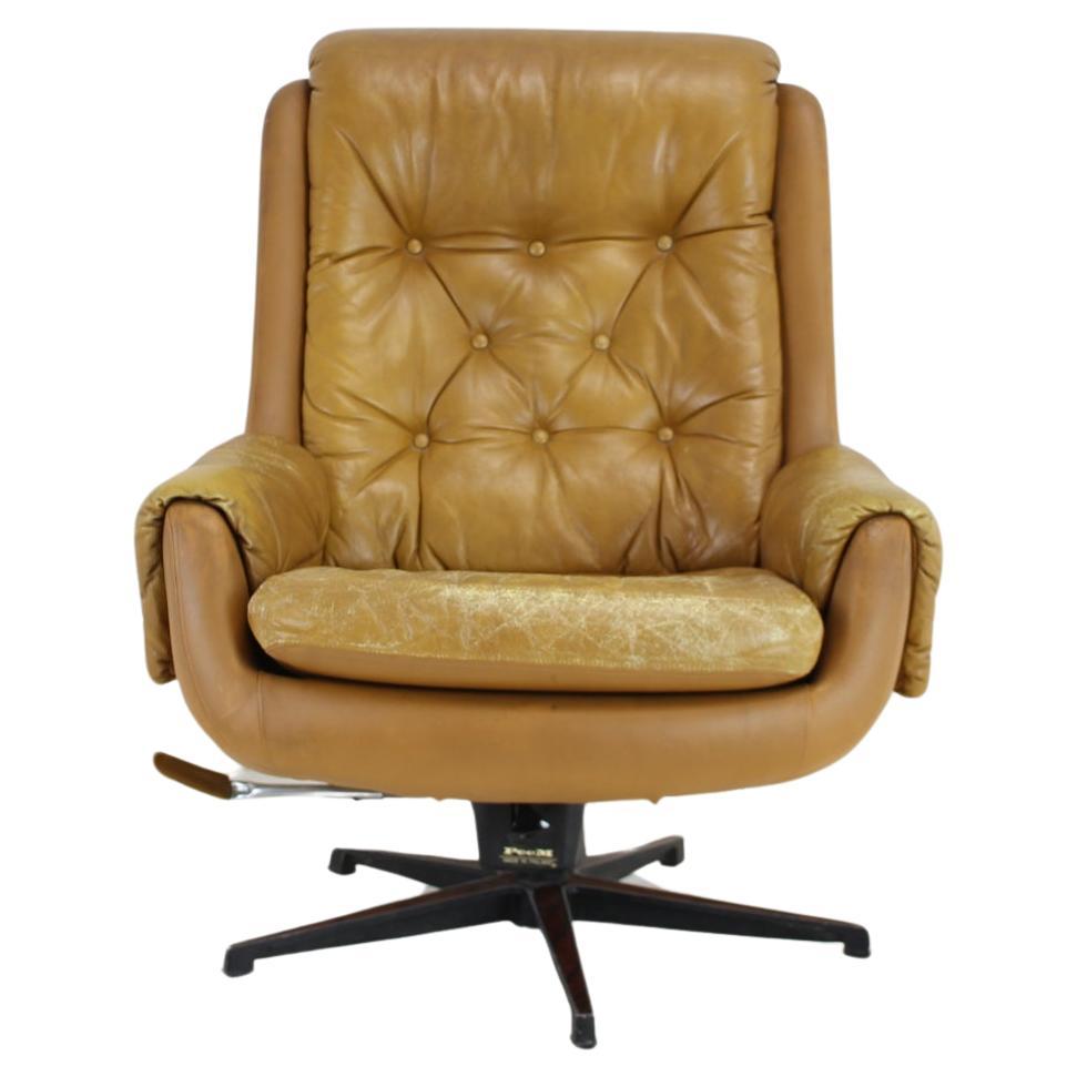 Midcentury Swivel Leather Armchair, Peem, Finland, 1970s