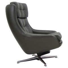 Drehbarer Schaukelsessel aus der Mitte des Jahrhunderts, PEEM Finland, 1970er Jahre