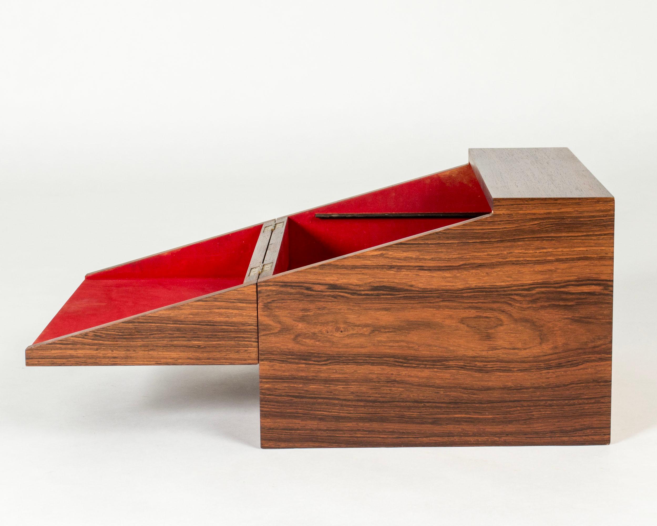 Mueble bar de mesa de mediados de siglo, Leif Alring, Suecia, años 60 Fieltro en venta