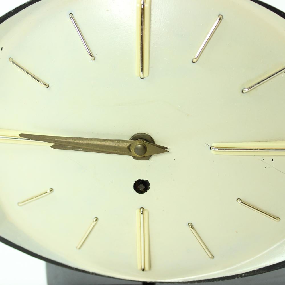 Midcentury Table Clock in Bakelite by PRIM, 1950s For Sale 3