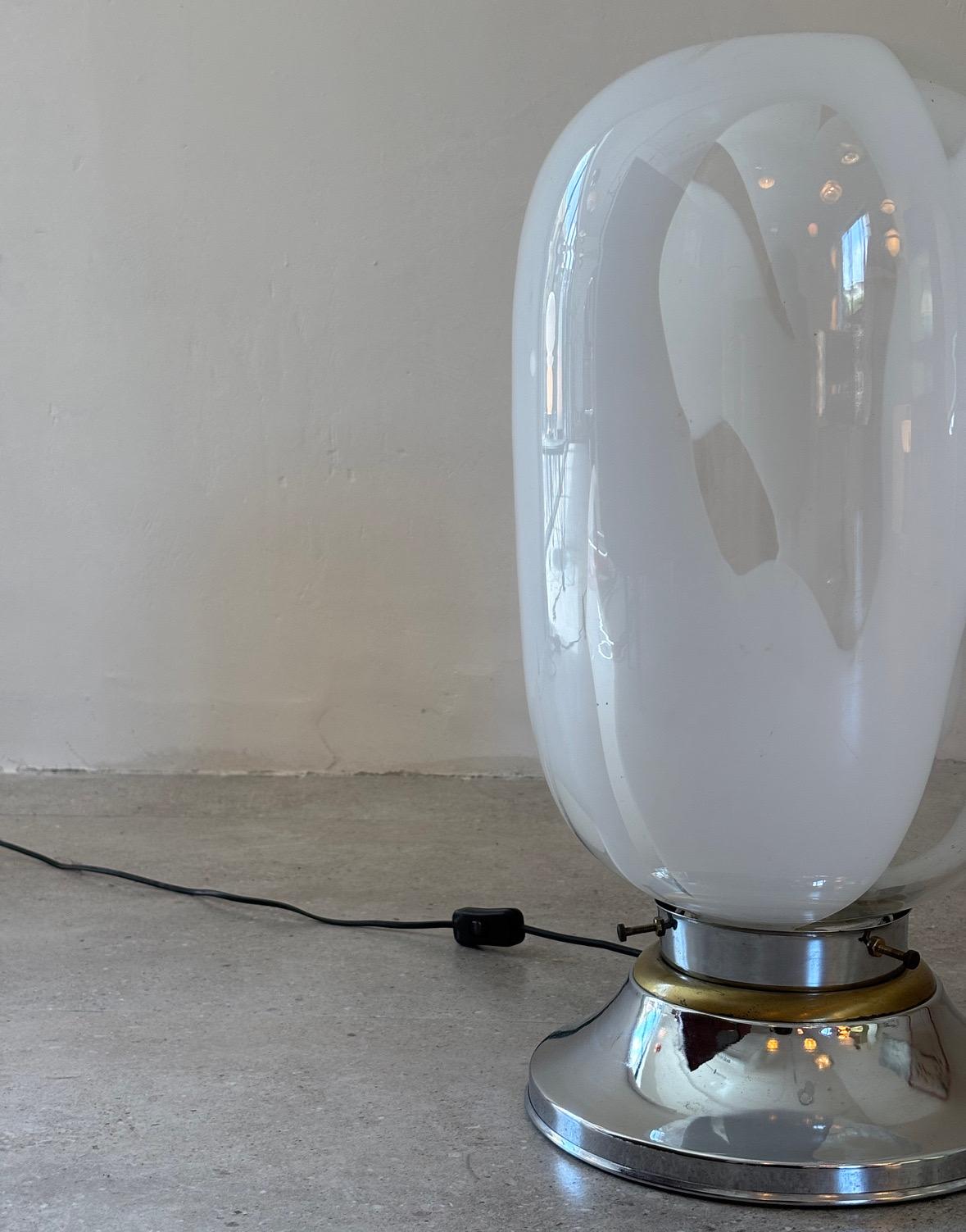 Lampada da tavolo/pavimento del Medioevo di Carlo Nason, 1960 Italia In condizioni ottime in vendita a Tel Aviv-Yafo, Tel Aviv District