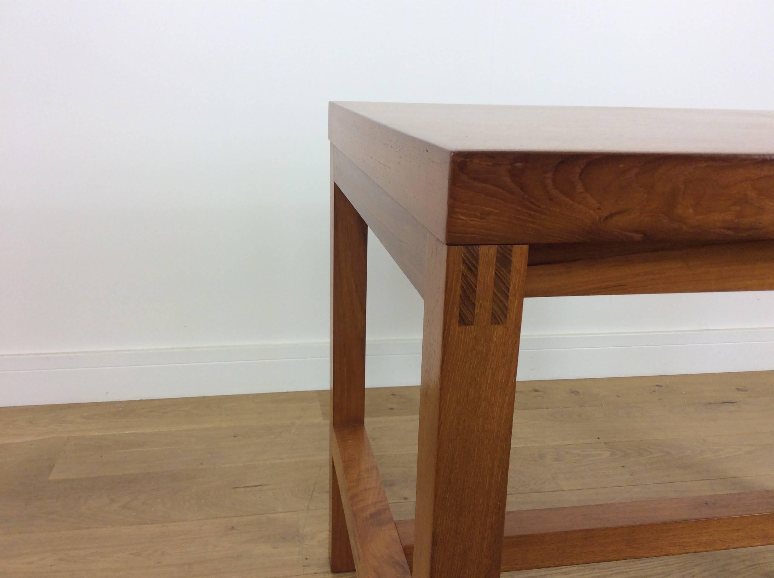 Midcentury Table In Excellent Condition For Sale In London, GB