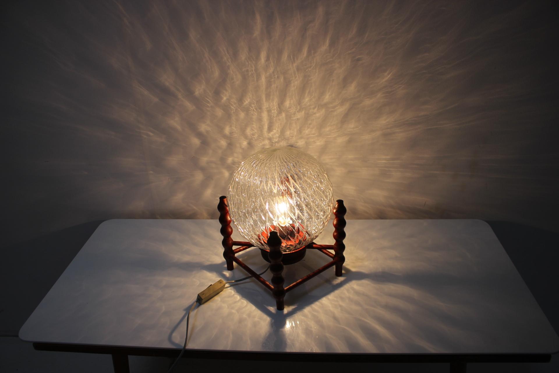 Lampe de table du milieu du siècle, 1960 Bon état - En vente à Praha, CZ