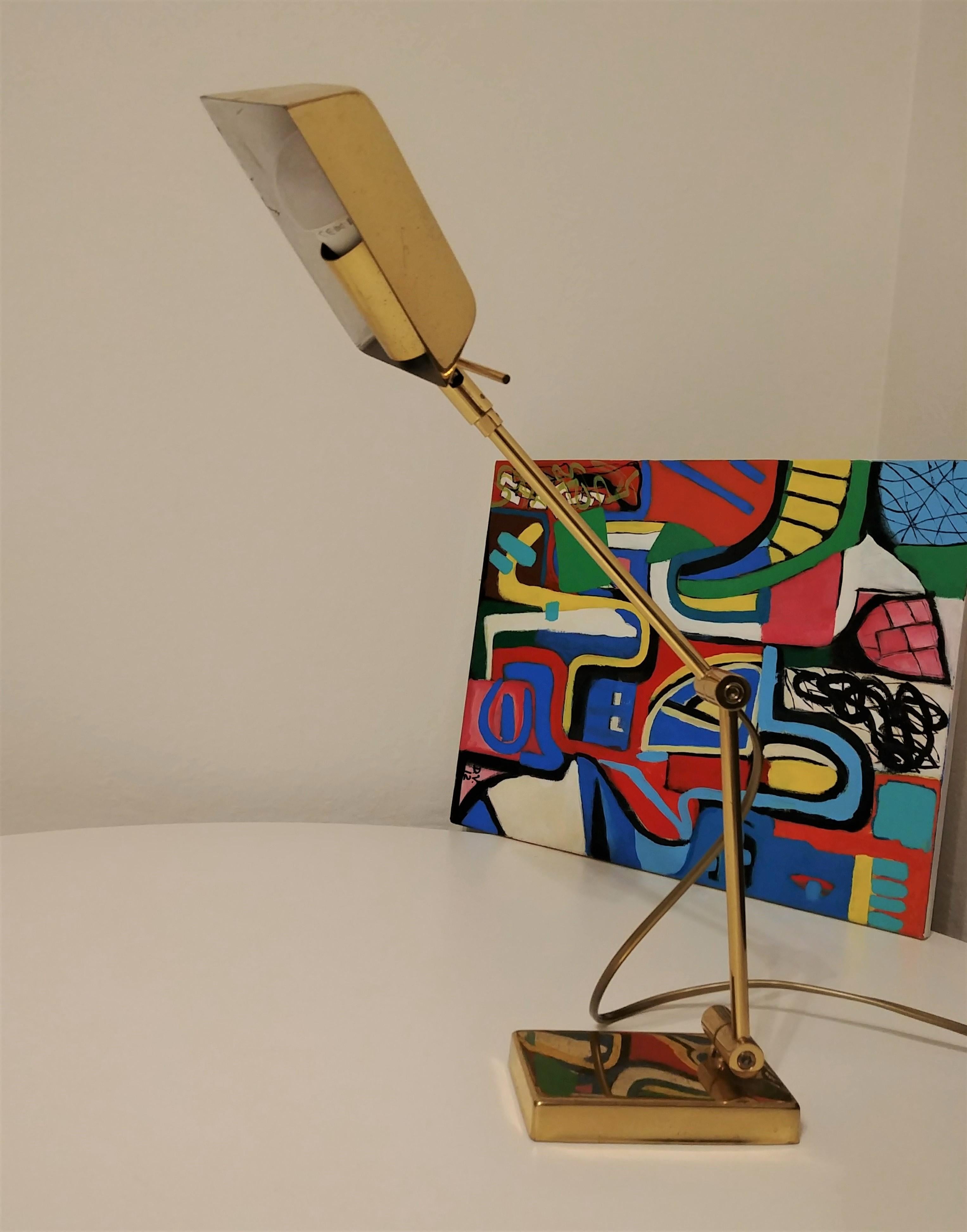 Multifunctional table or desk lamp with one E14 light in golden aluminum and brass with 3 movements. Made in Italy in the 60s.


Note: We try to offer our customers an excellent service even in shipments all over the world, collaborating with one of