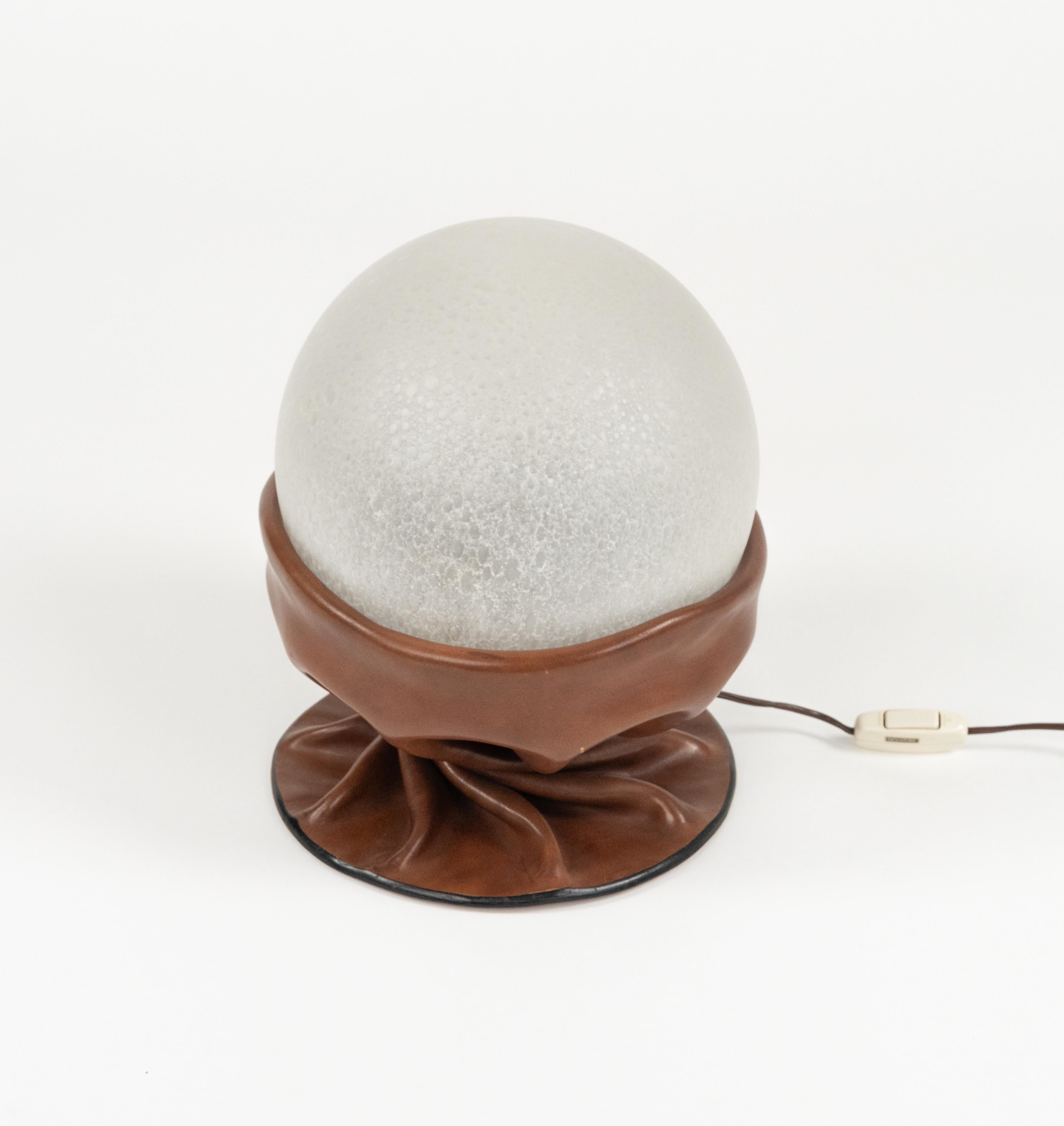 Lampe de table du milieu du siècle en cuir Brown et verre dépoli par Nova Tecno, Italie, années 1970 en vente 1
