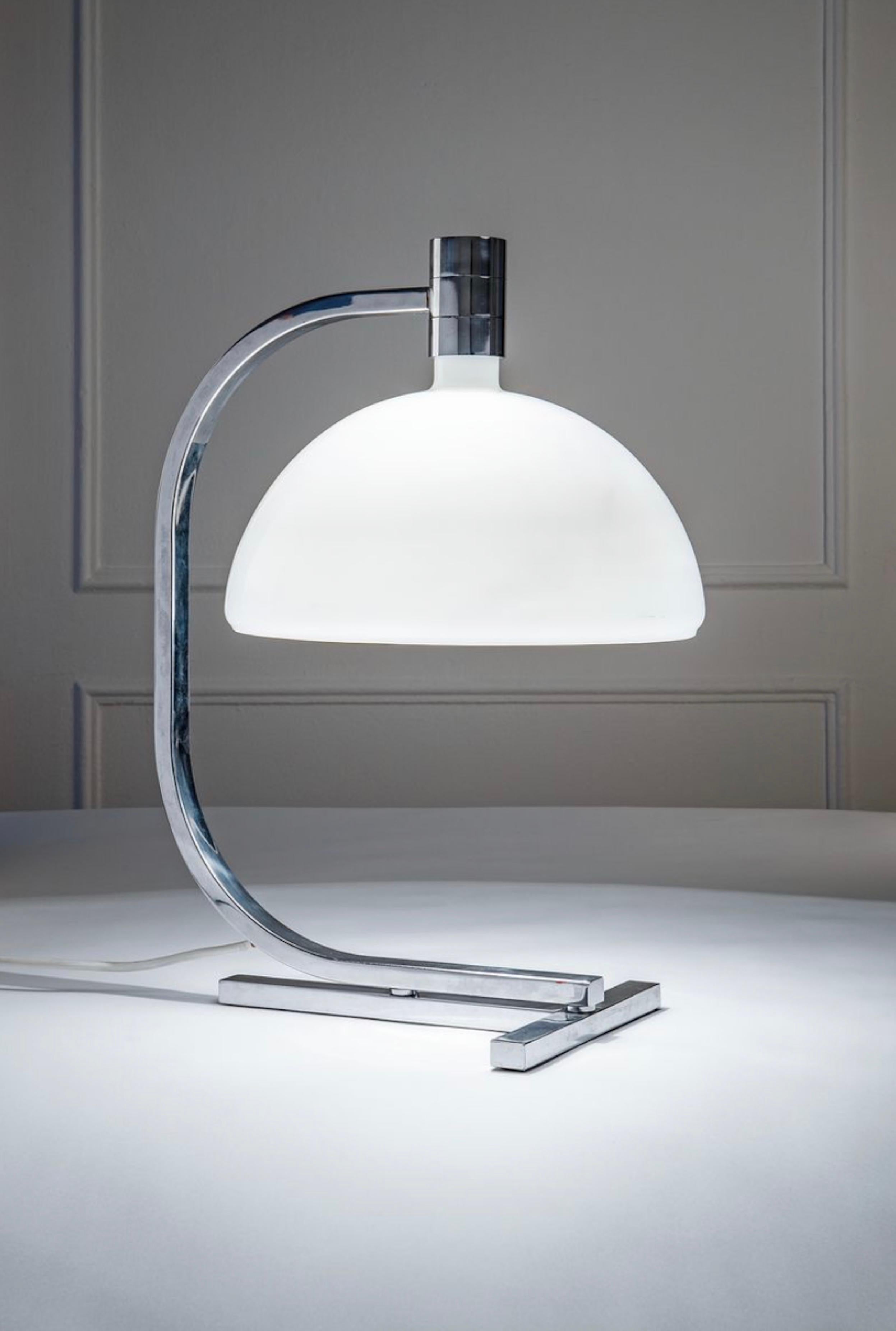 Mid-Century moderno Lampada da tavolo del metà del secolo scorso di Franco Albini e Franca Helg per Sirrah , Italia, anni '60 in vendita