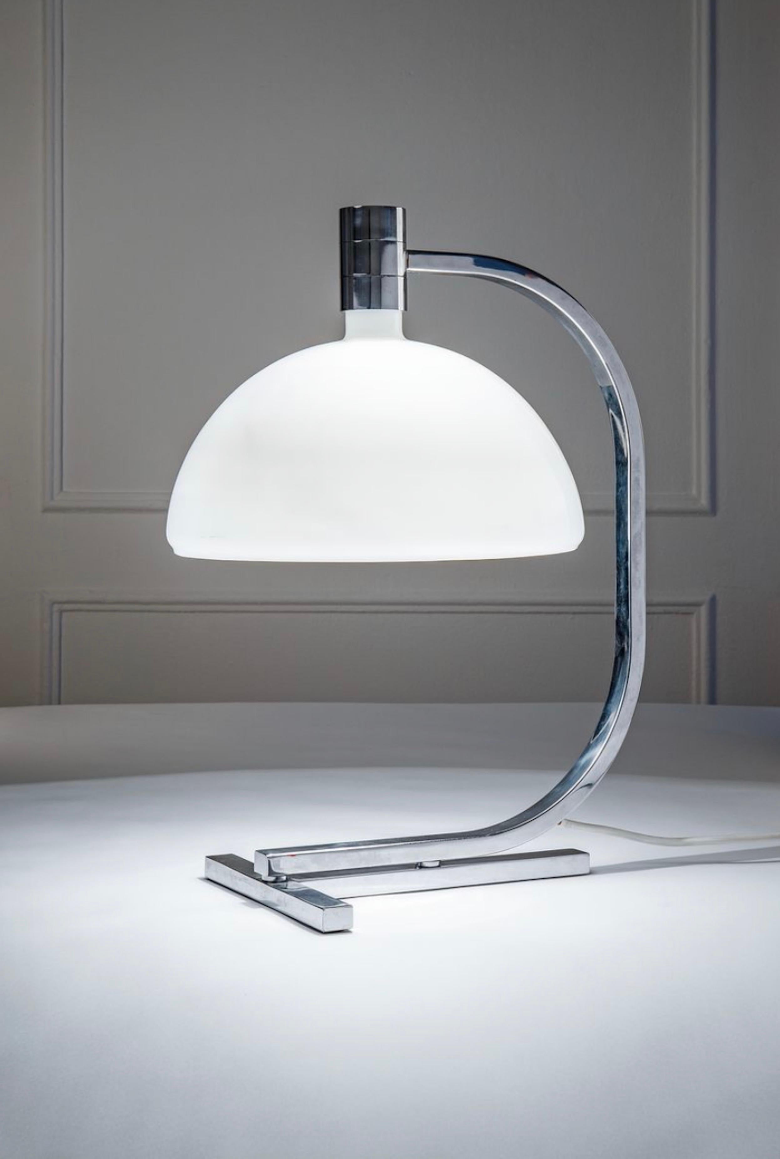 Lampada da tavolo del metà del secolo scorso di Franco Albini e Franca Helg per Sirrah , Italia, anni '60 In condizioni buone in vendita a Argelato, BO