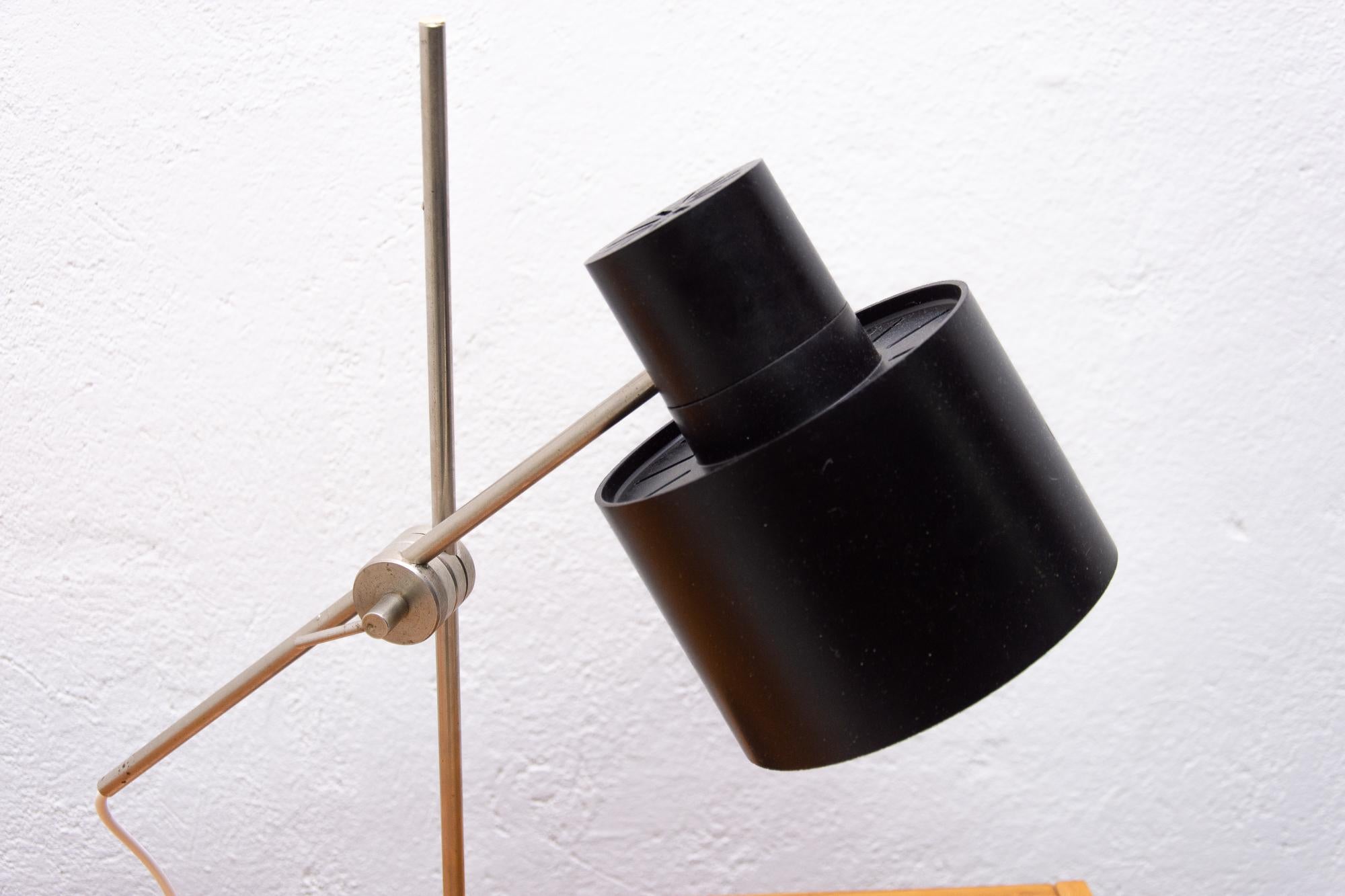 Midcentury Table Lamp by Jan Šucháň for Elektrosvit, 1960s For Sale 5