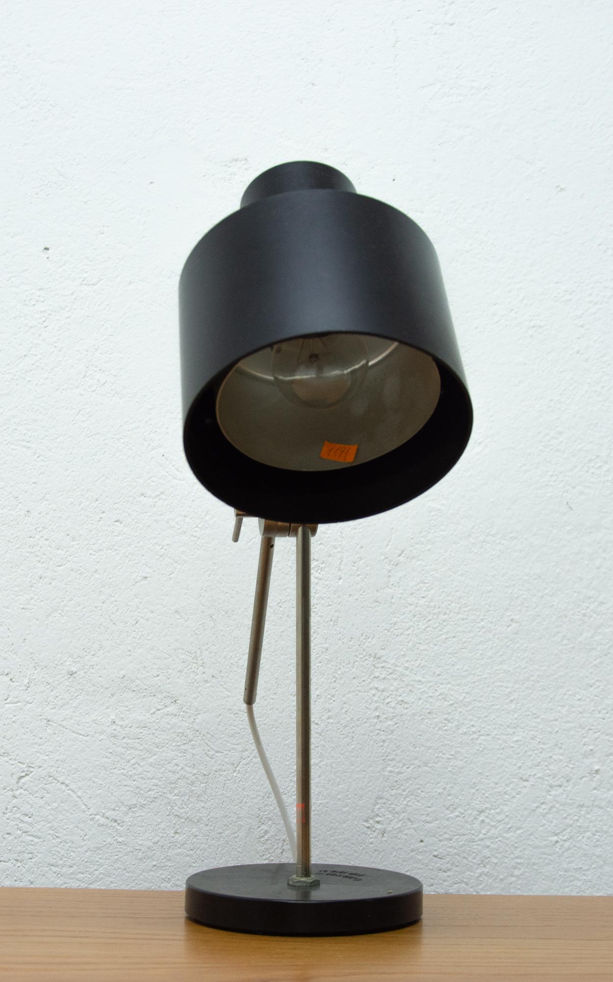 Scandinavian Modern Midcentury Table Lamp by Jan Šucháň for Elektrosvit, 1960s For Sale