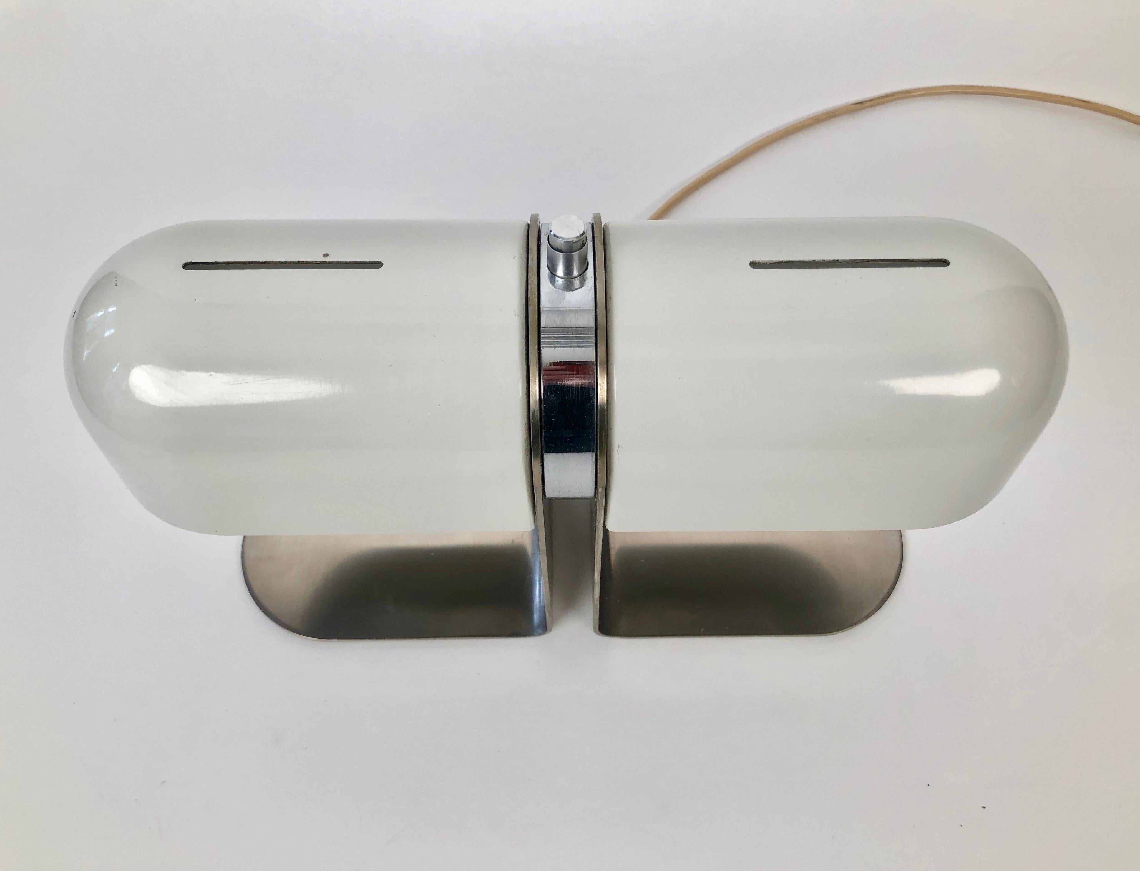 Mid-Century-Tischlampe, entworfen von Andre Ricard, für Metalarte, Spanien, 1970er Jahre (Stahl) im Angebot