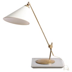 Lampe de table du milieu du siècle Conçue par Th. Valentiner, fabriqué au Danemark, années 1950