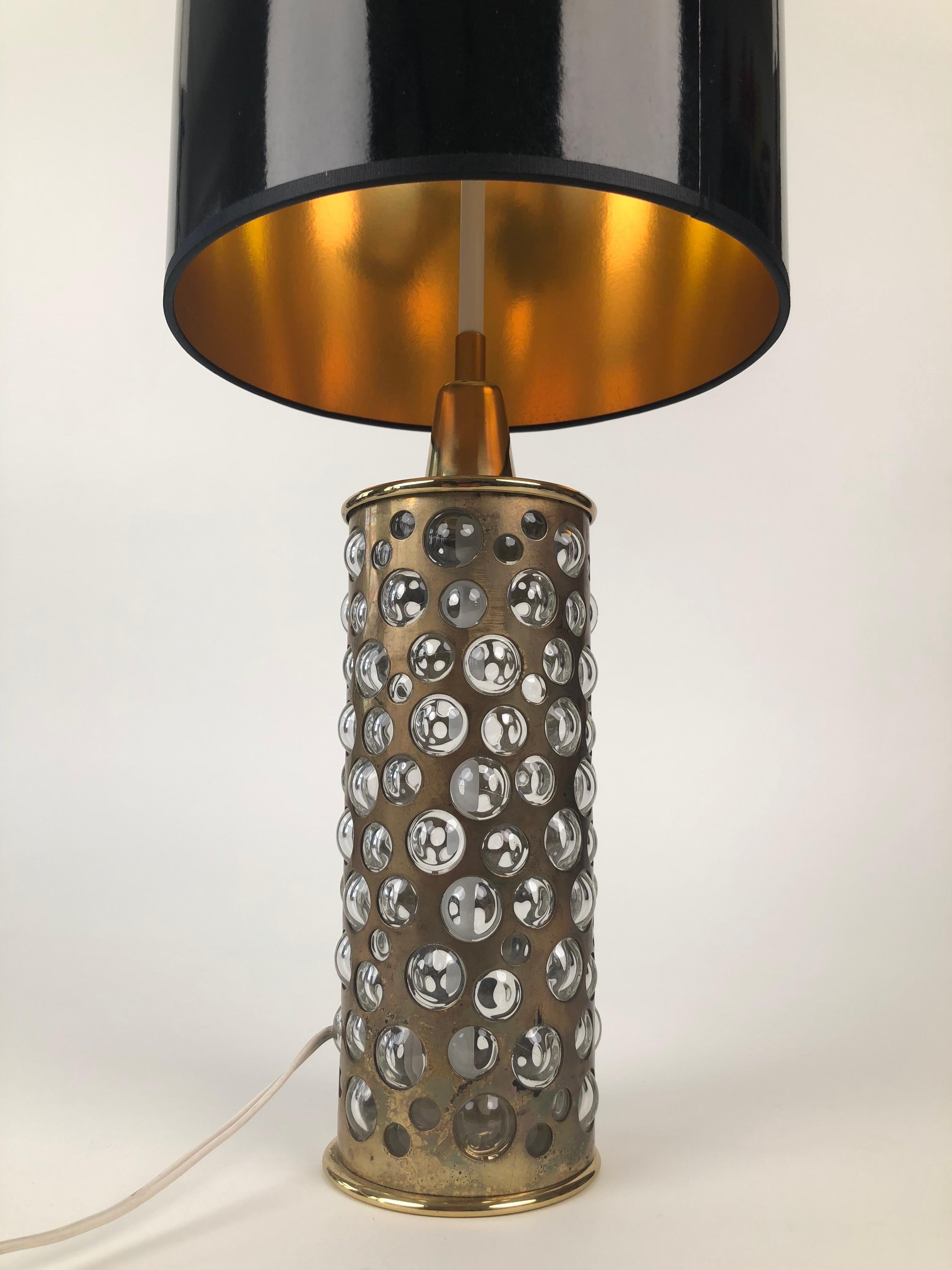 Midcentury Table Lamp from Rupert Nikoll, Patinated Brass and Glass In Good Condition For Sale In Vienna, Austria