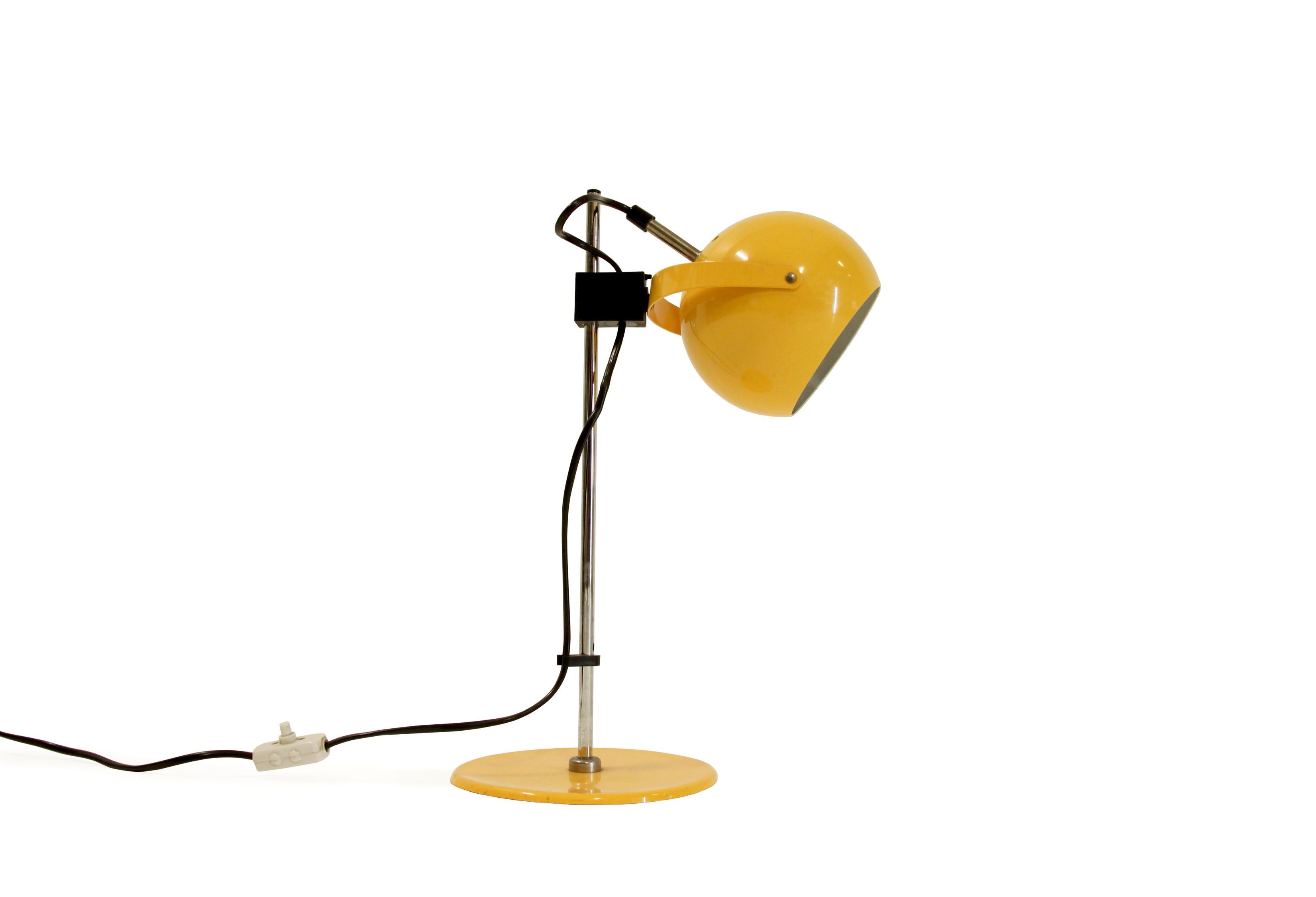 Midcentury Table Lamp, Germany, 1970s In Excellent Condition For Sale In Oslo, NO