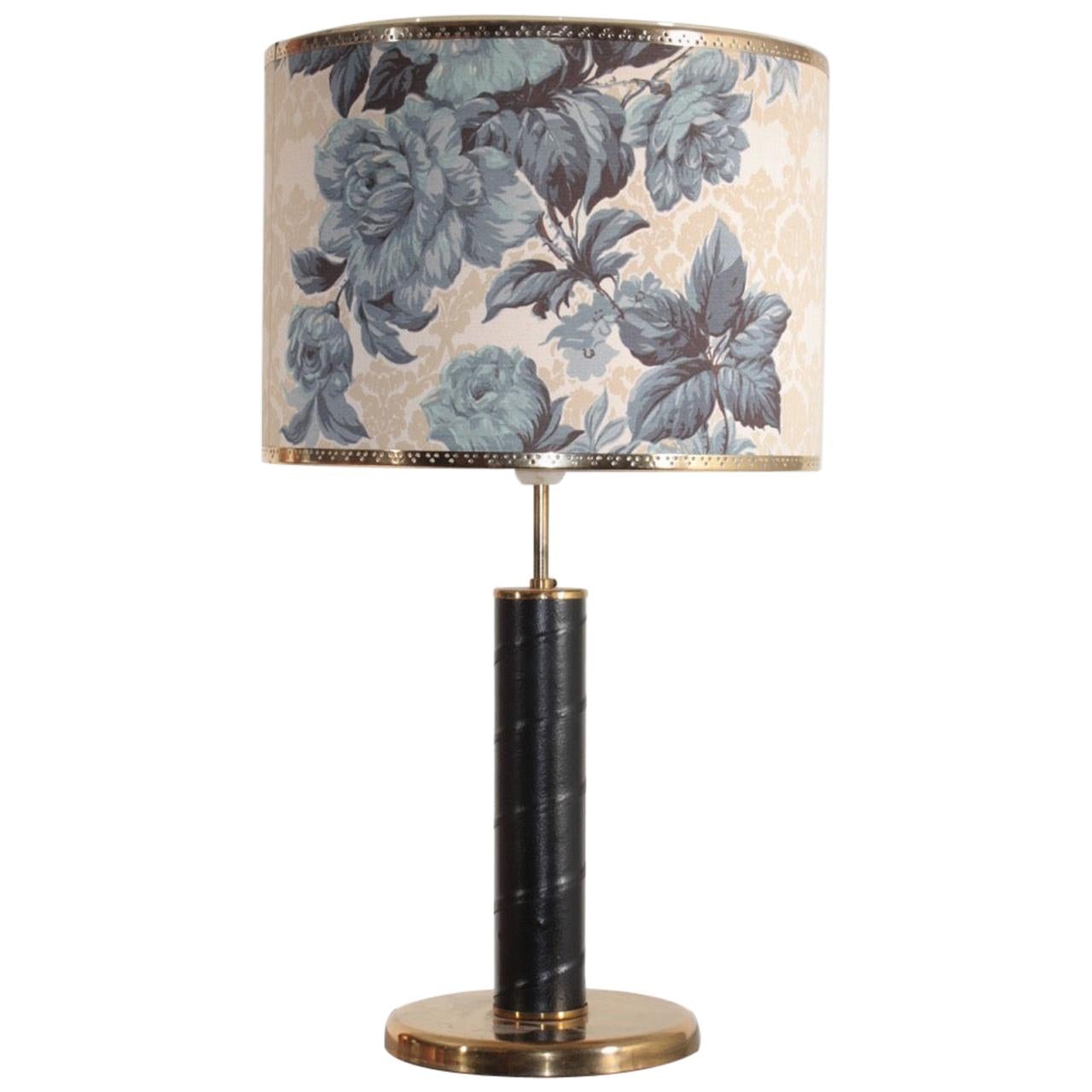 Midcentury Table Lamp in Brass and Patinated Leather, Made in Sweden For Sale